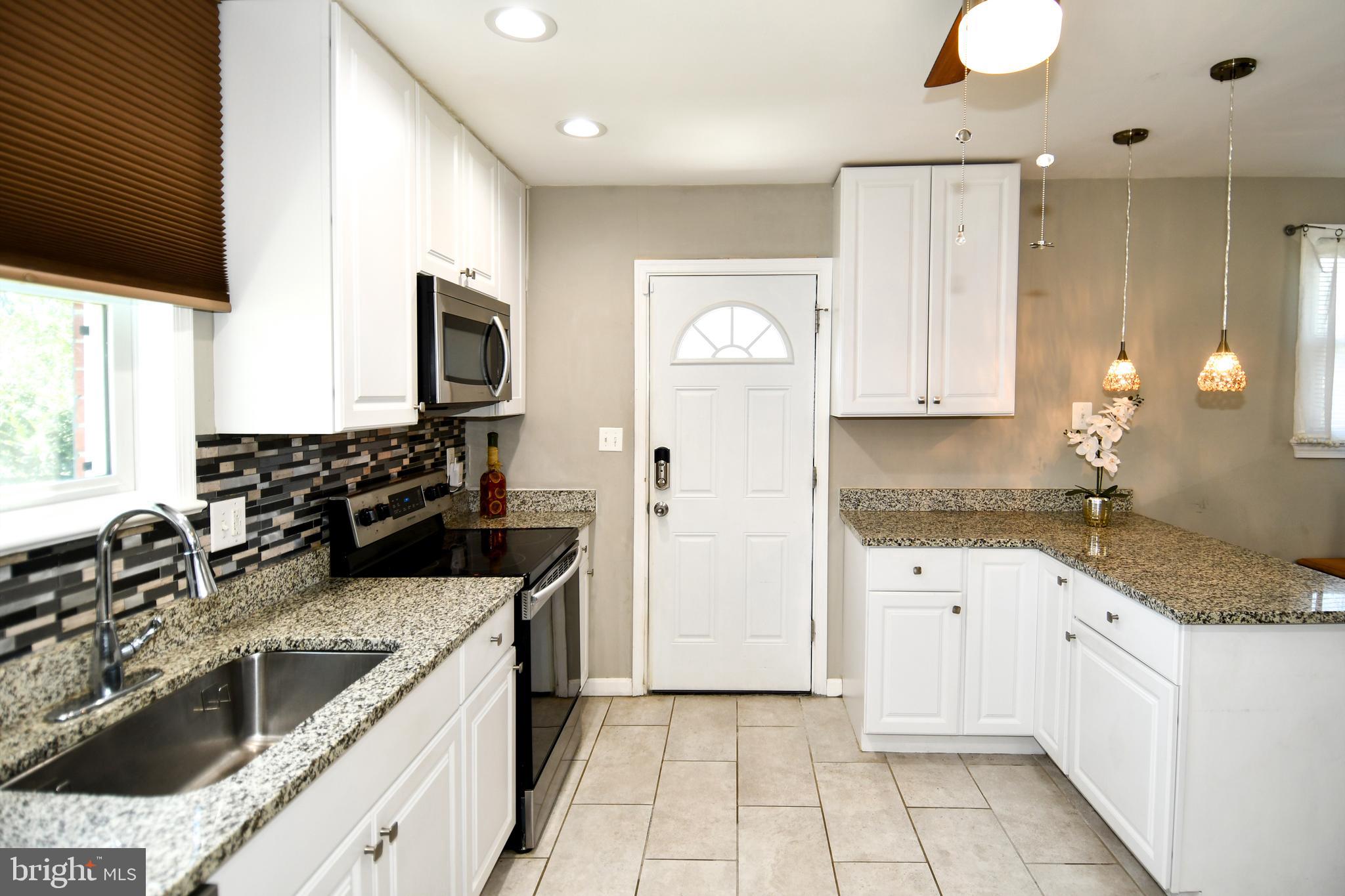 DORCHESTER ESTATES - Residential