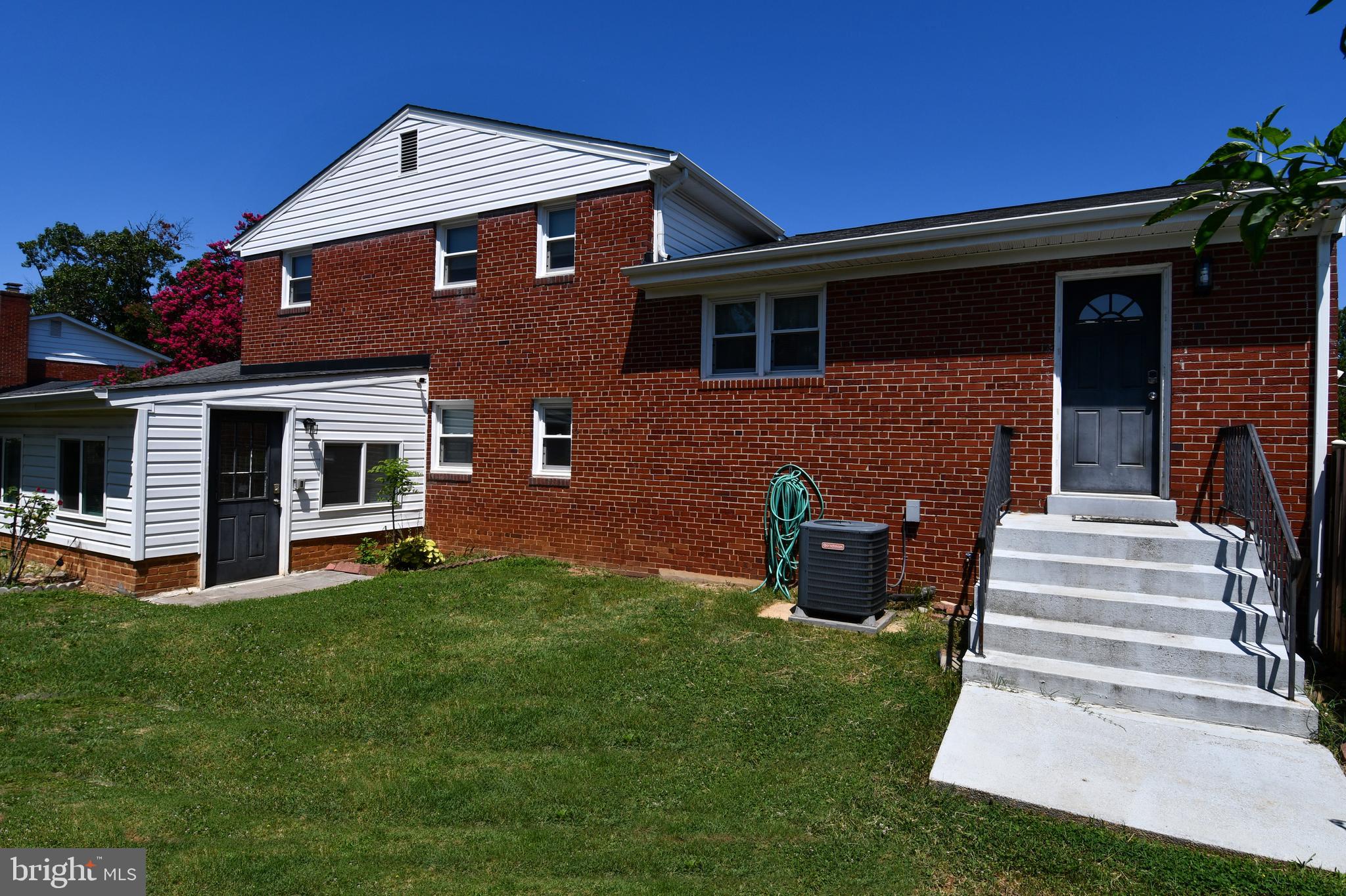 DORCHESTER ESTATES - Residential