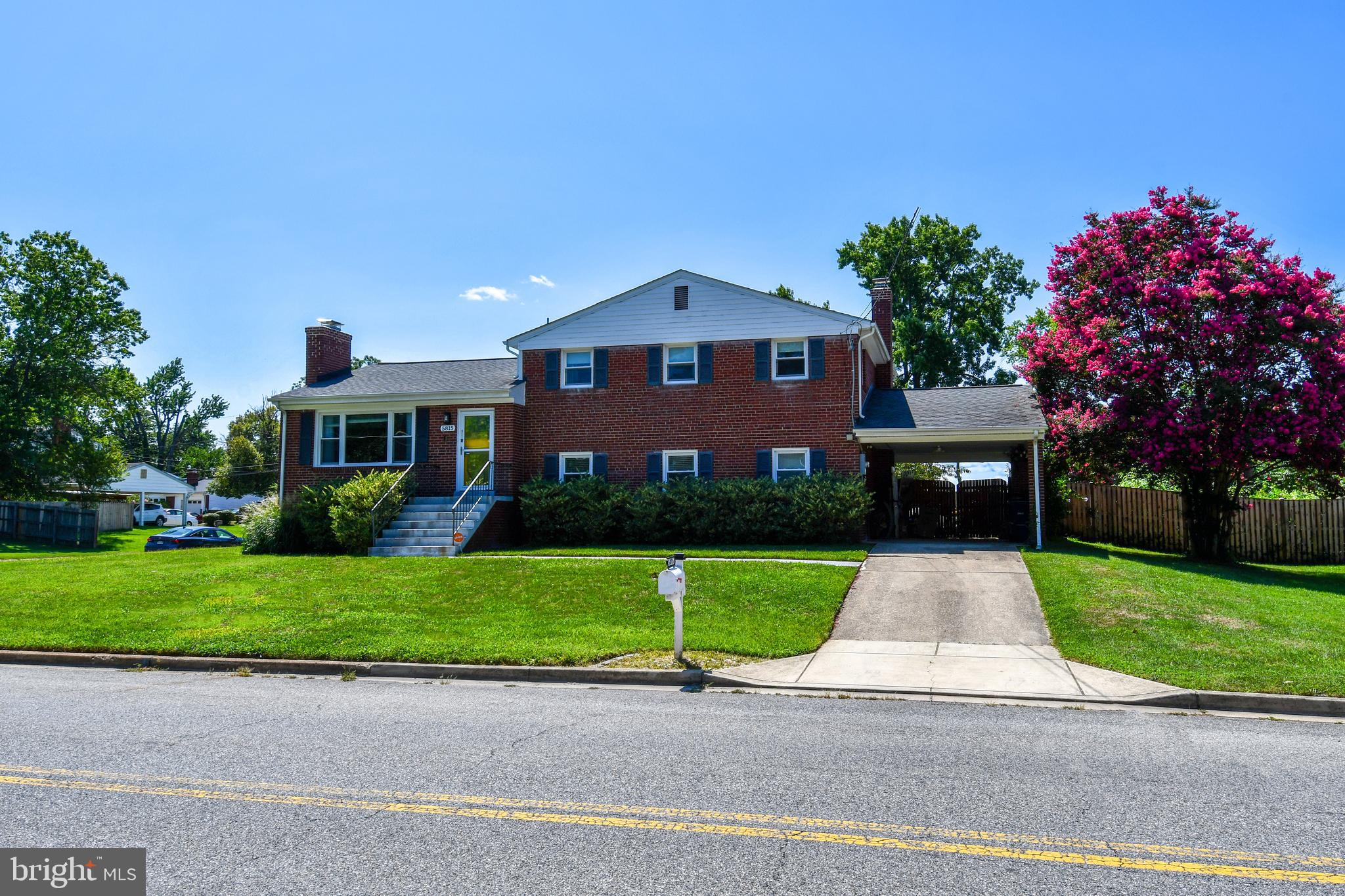 DORCHESTER ESTATES - Residential