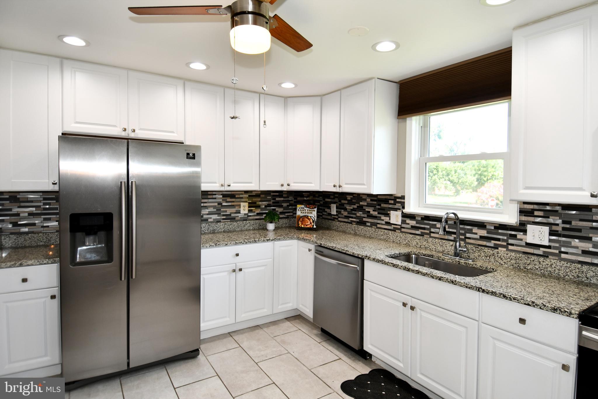 DORCHESTER ESTATES - Residential