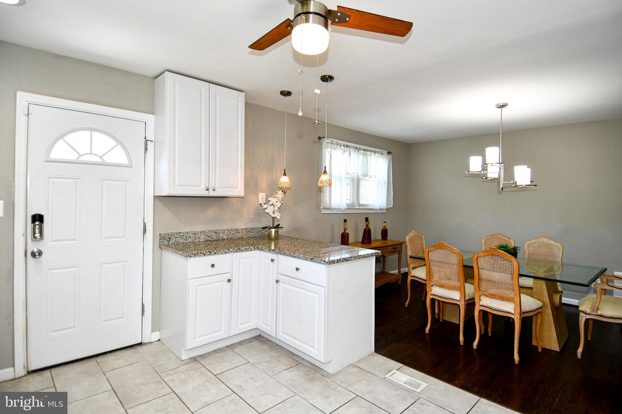 DORCHESTER ESTATES - Residential