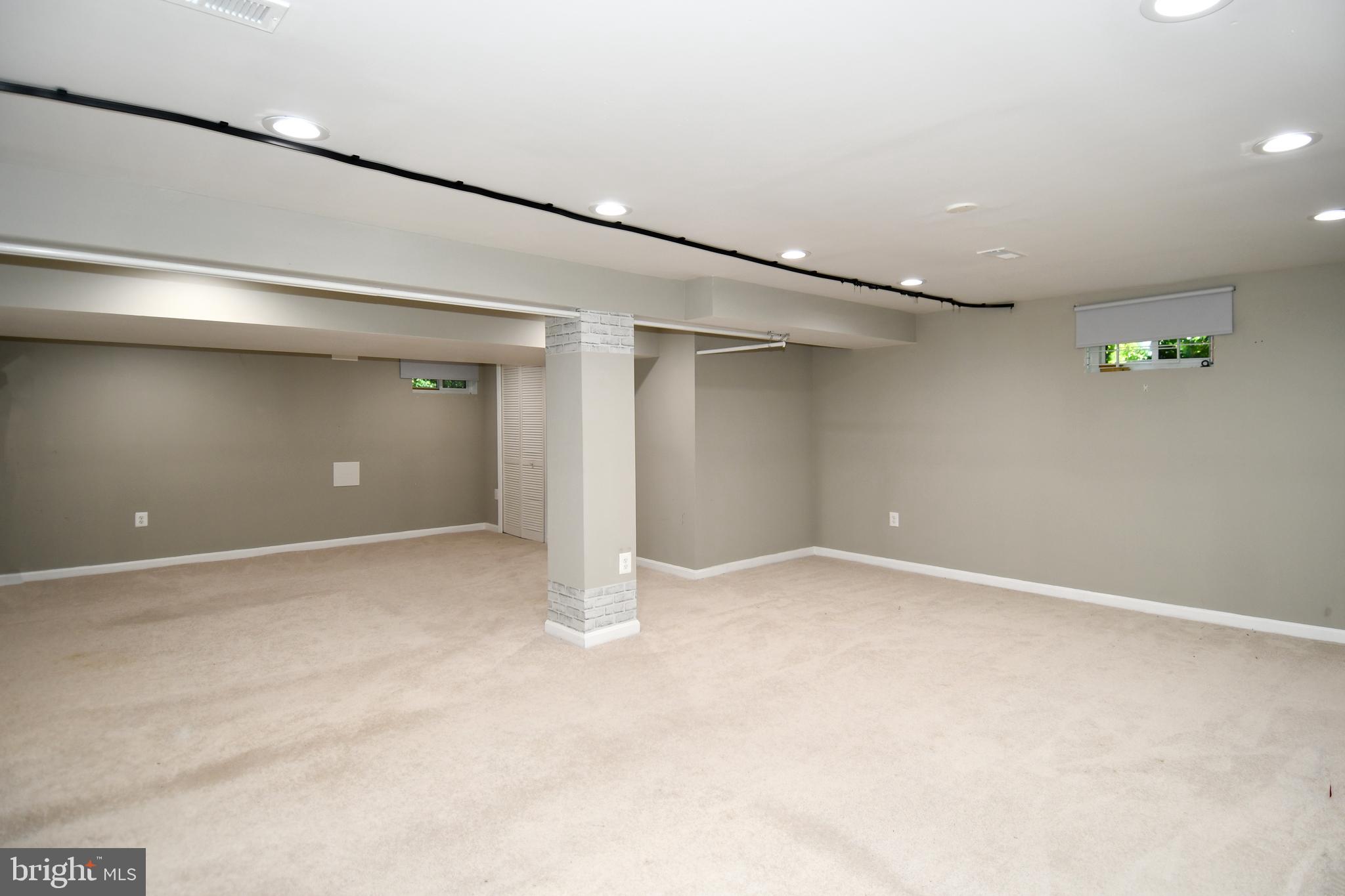 DORCHESTER ESTATES - Residential