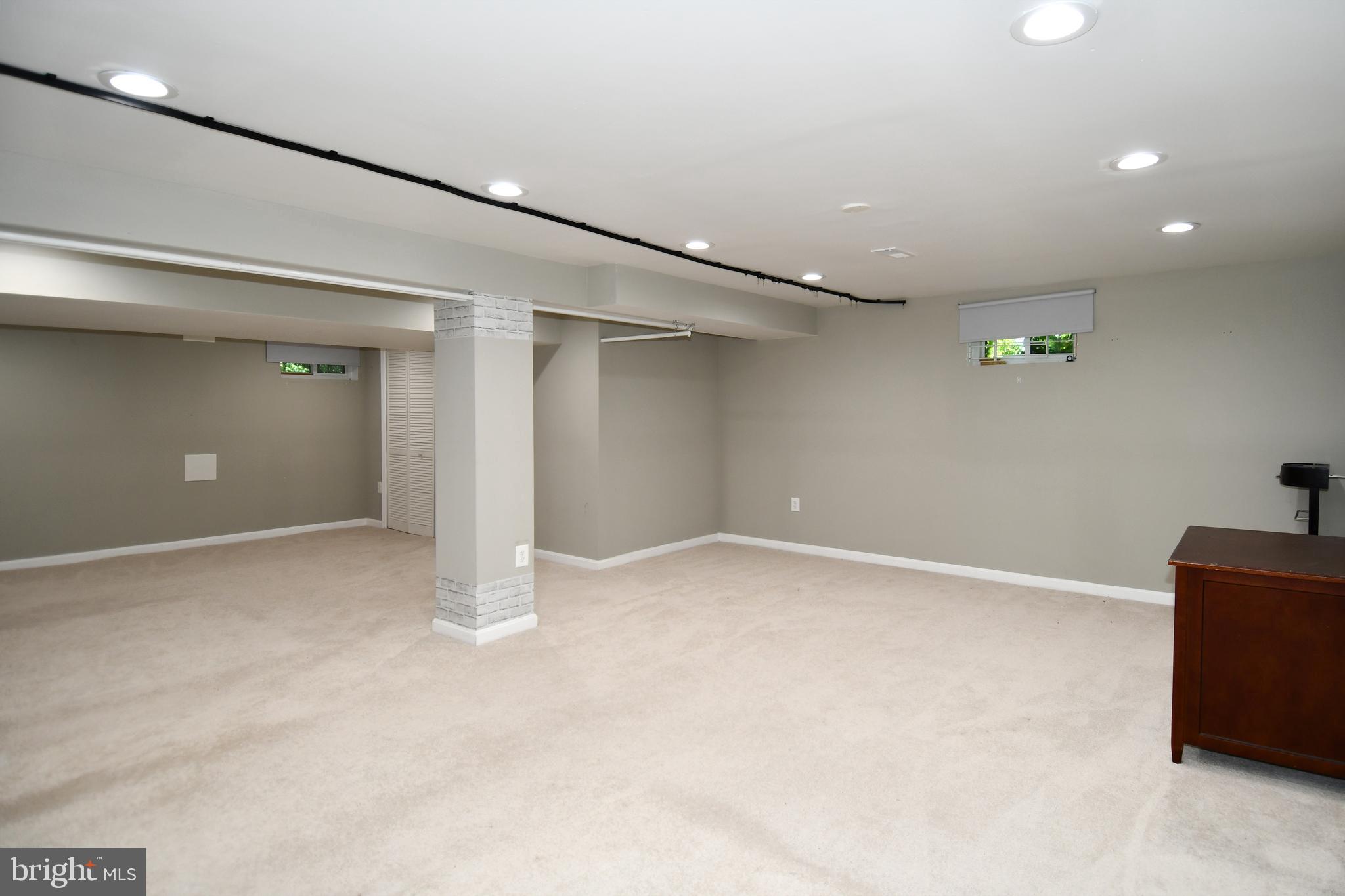 DORCHESTER ESTATES - Residential