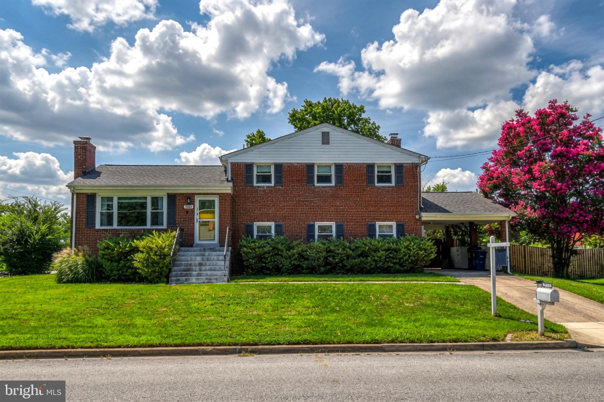 DORCHESTER ESTATES - Residential
