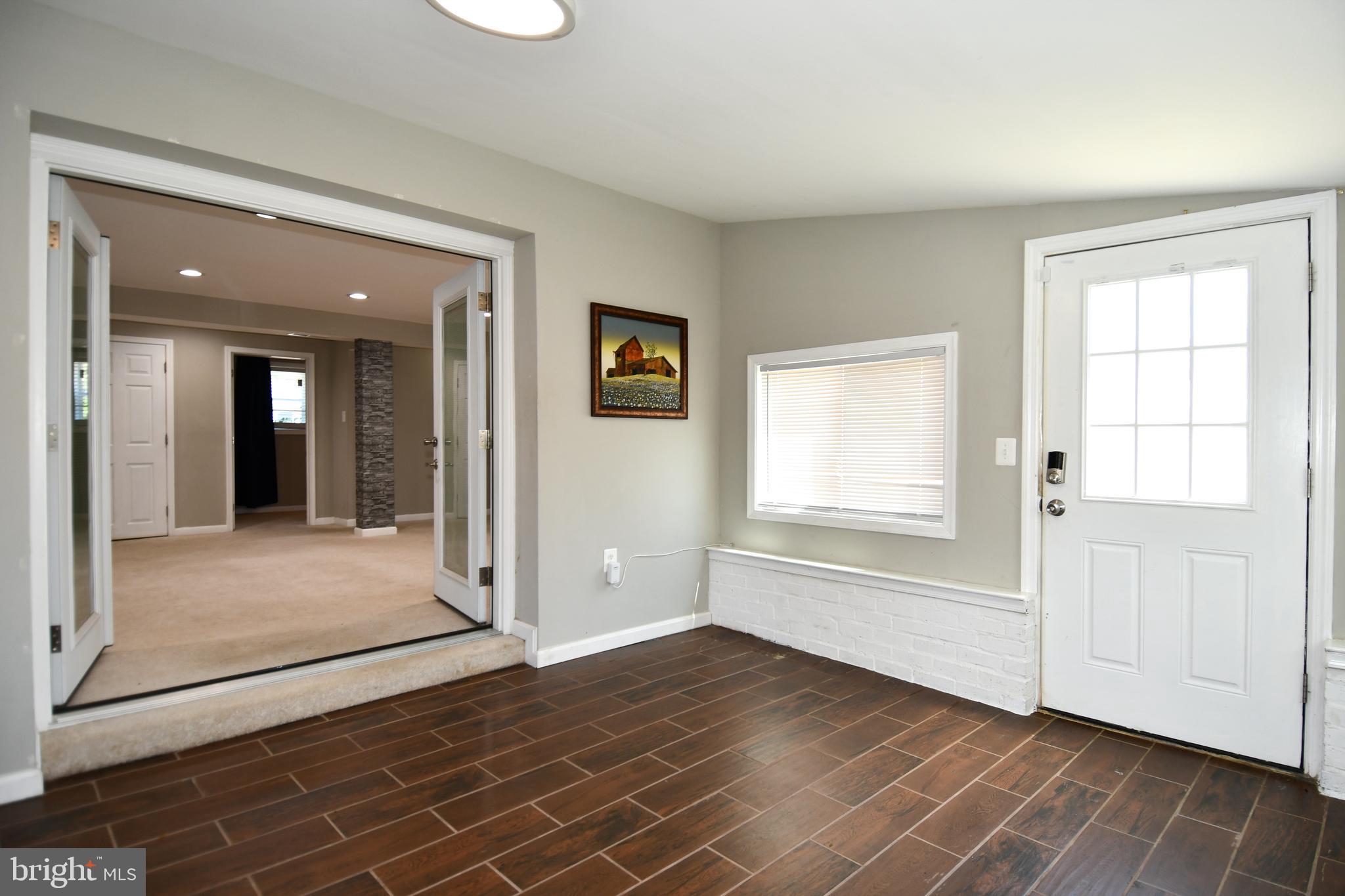 DORCHESTER ESTATES - Residential
