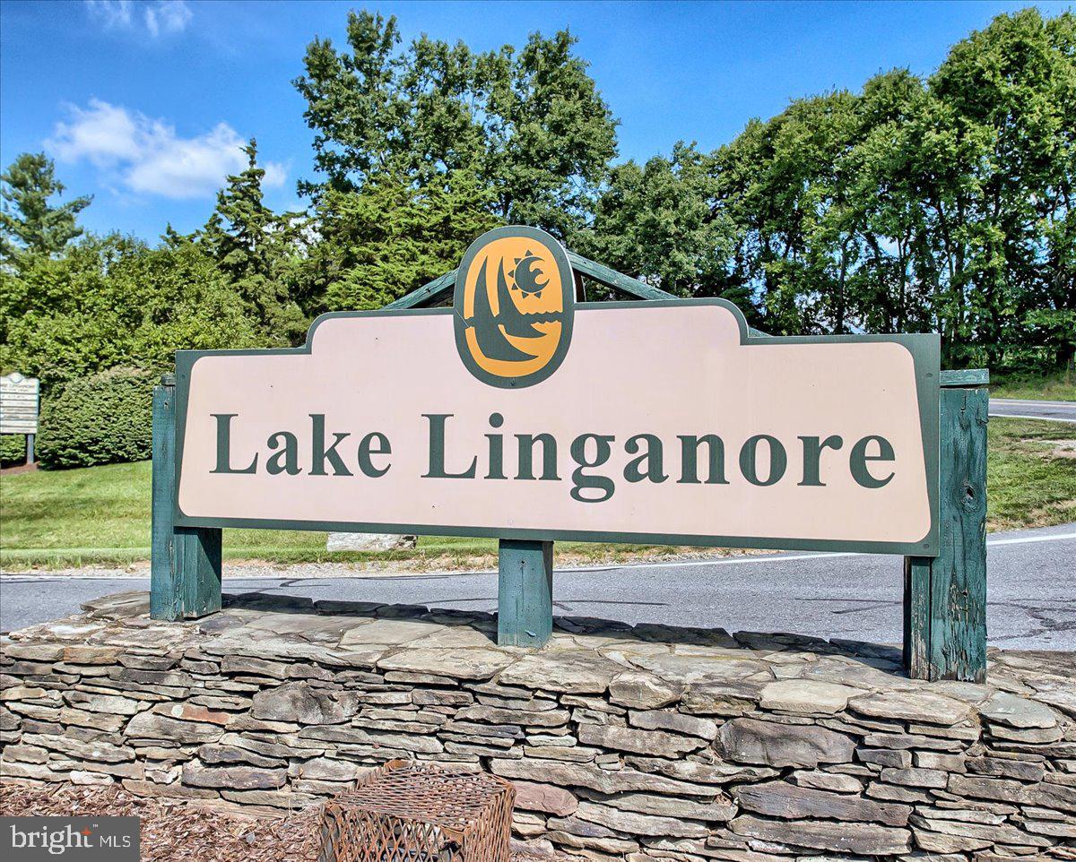 WOODRIDGE AT LAKE LINGANORE - Residential