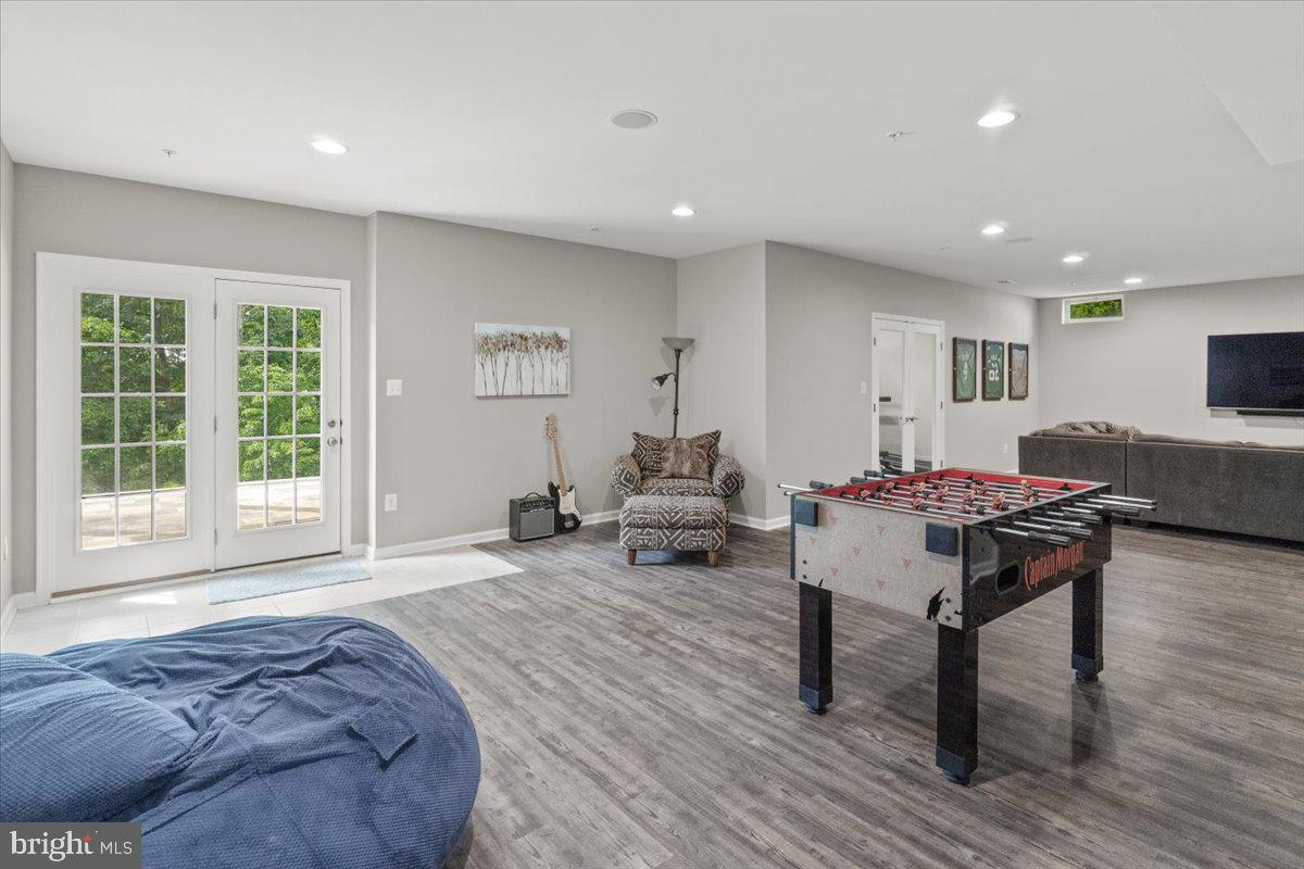 WOODRIDGE AT LAKE LINGANORE - Residential