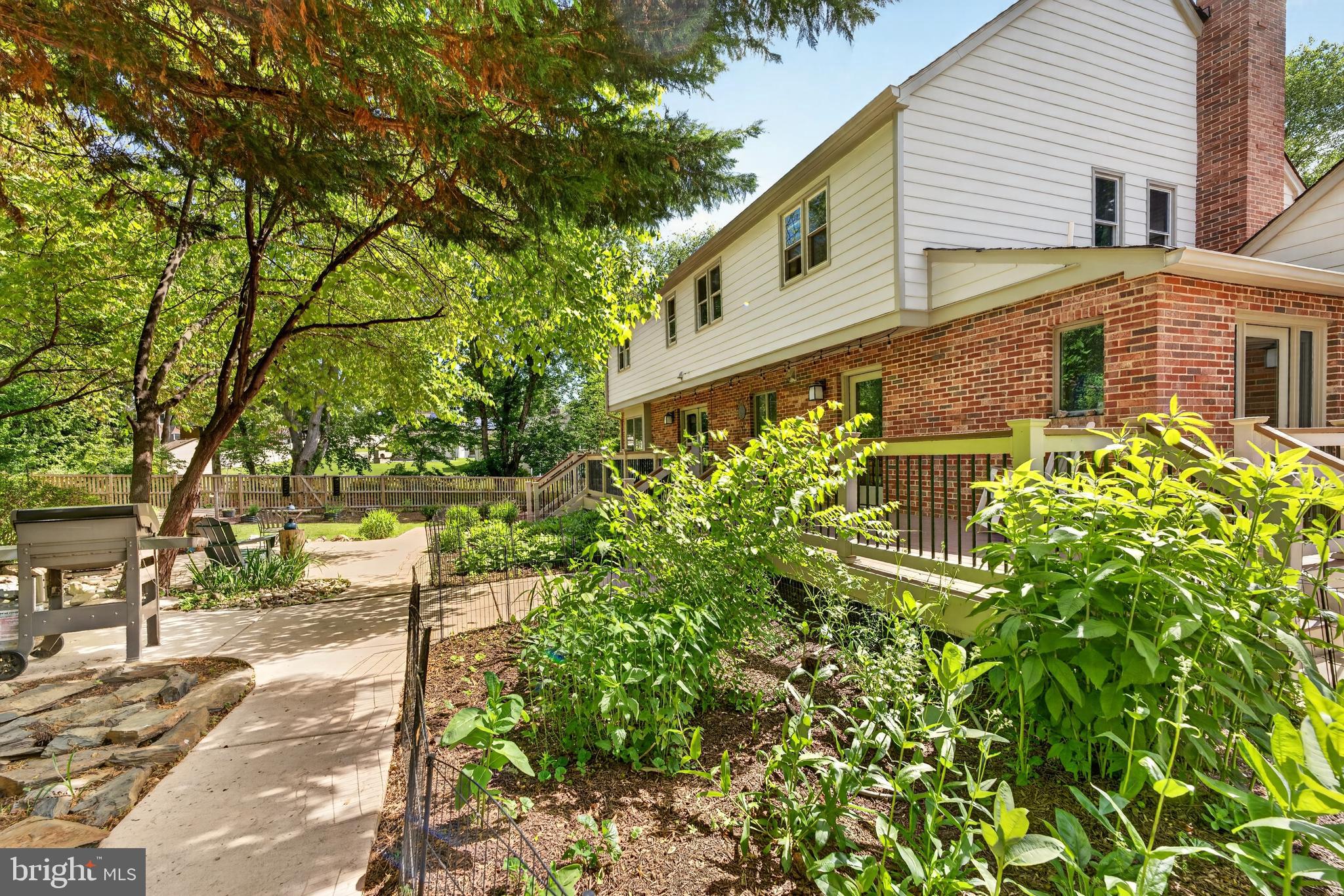 GAYFIELDS - Residential