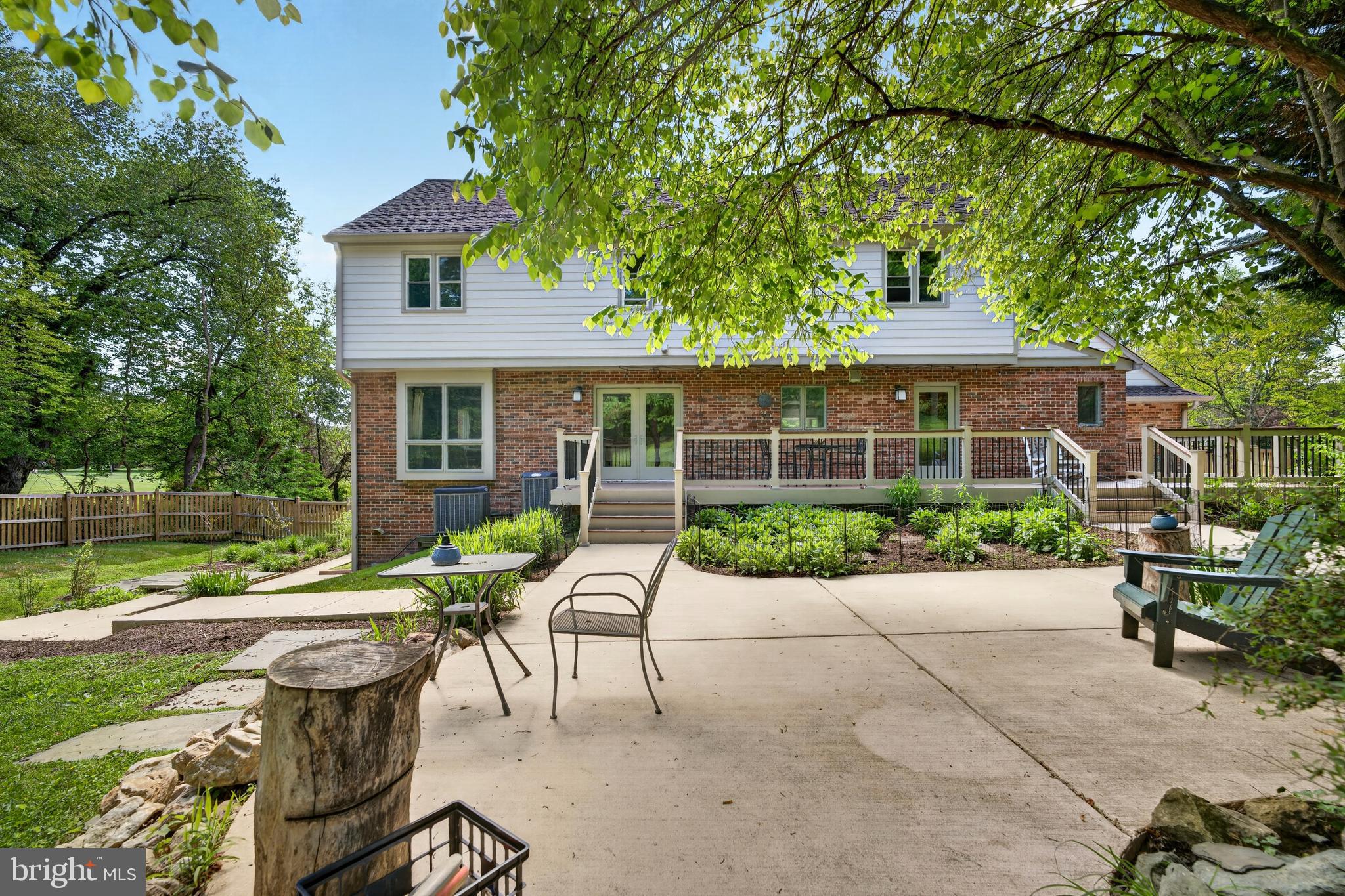 GAYFIELDS - Residential