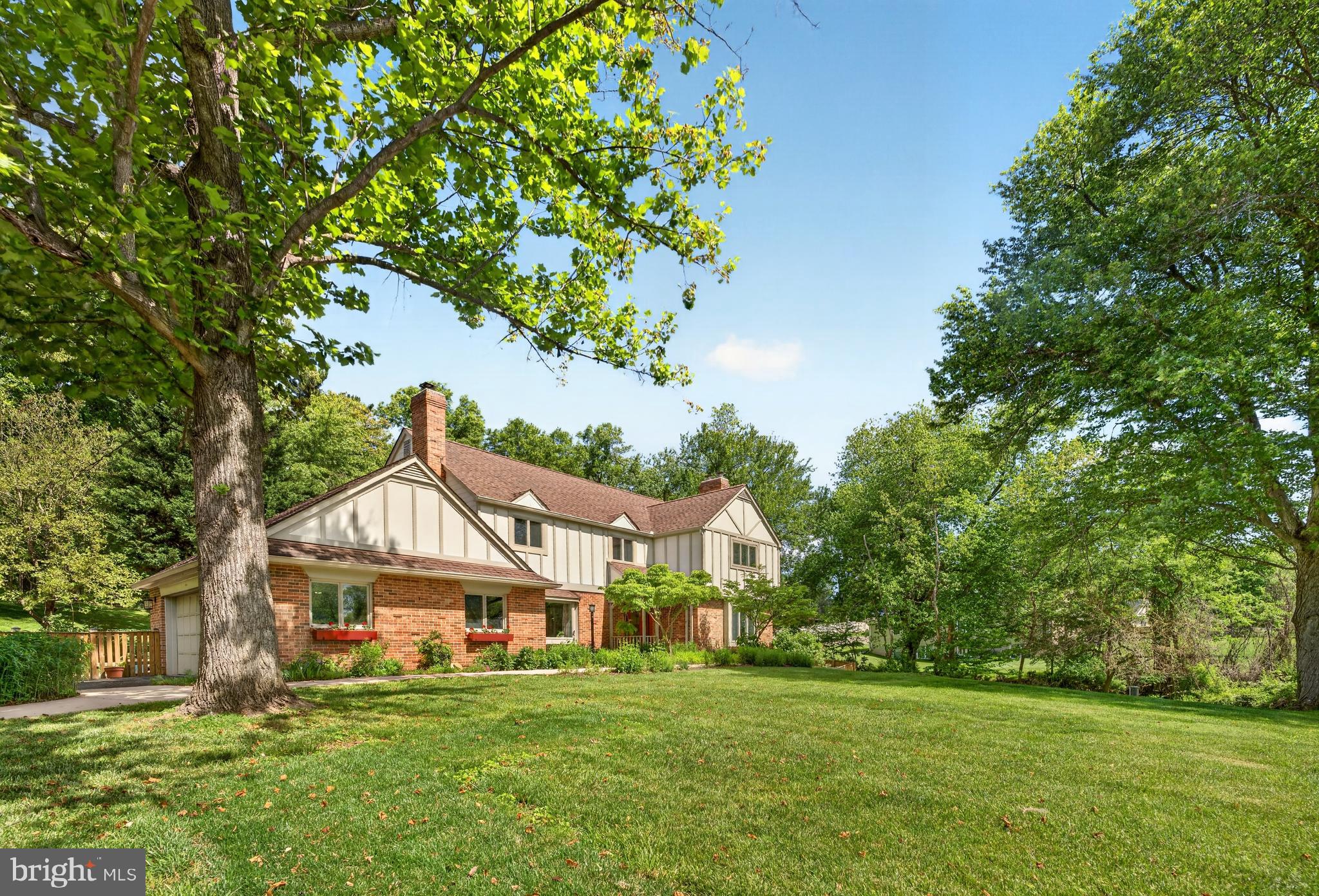 GAYFIELDS - Residential