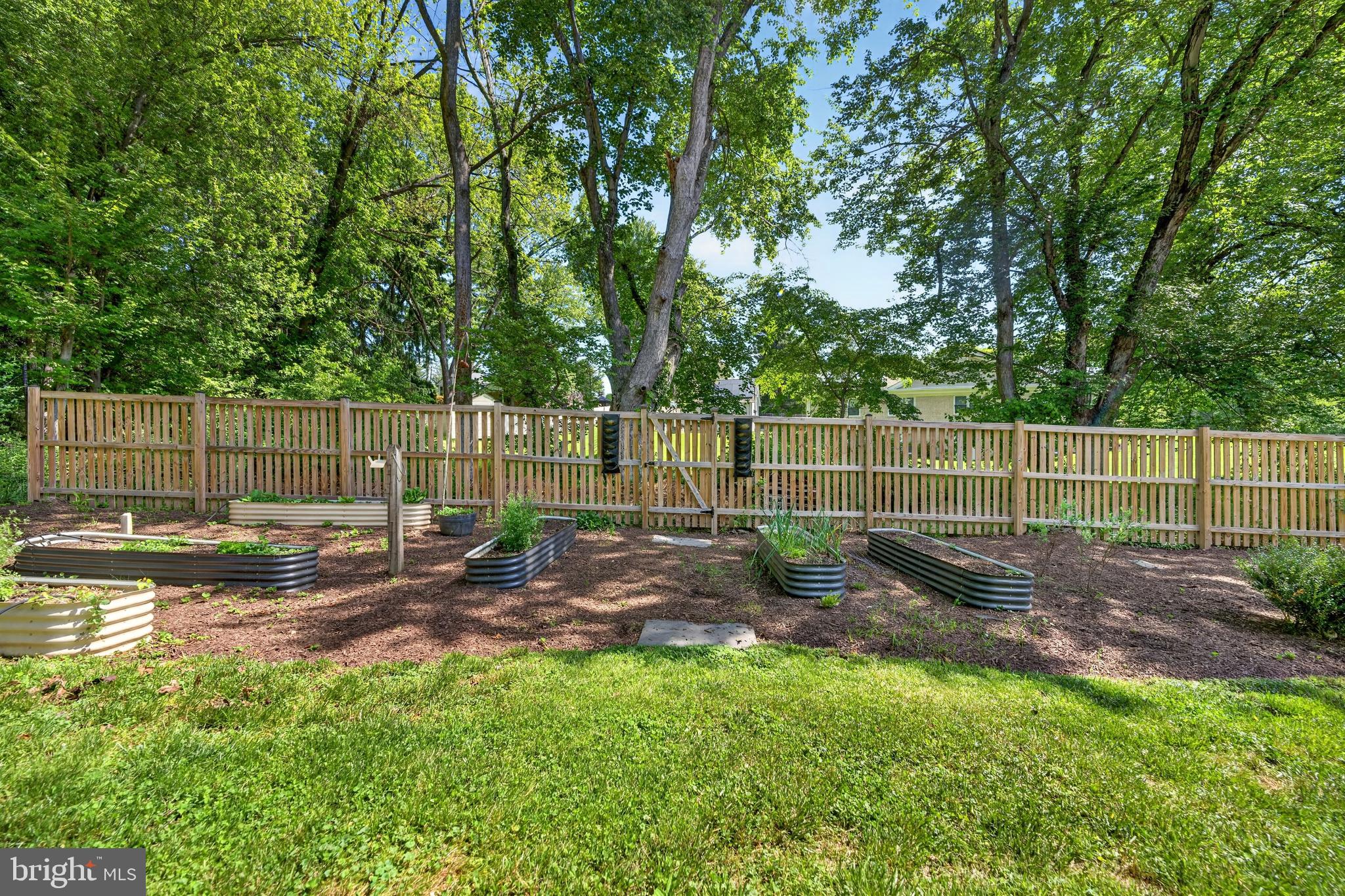 GAYFIELDS - Residential