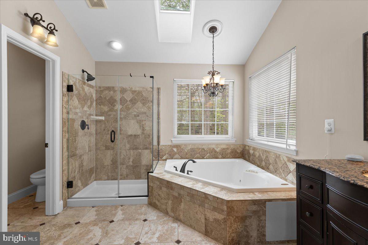 RIDGEFIELD VILLAGE - Residential