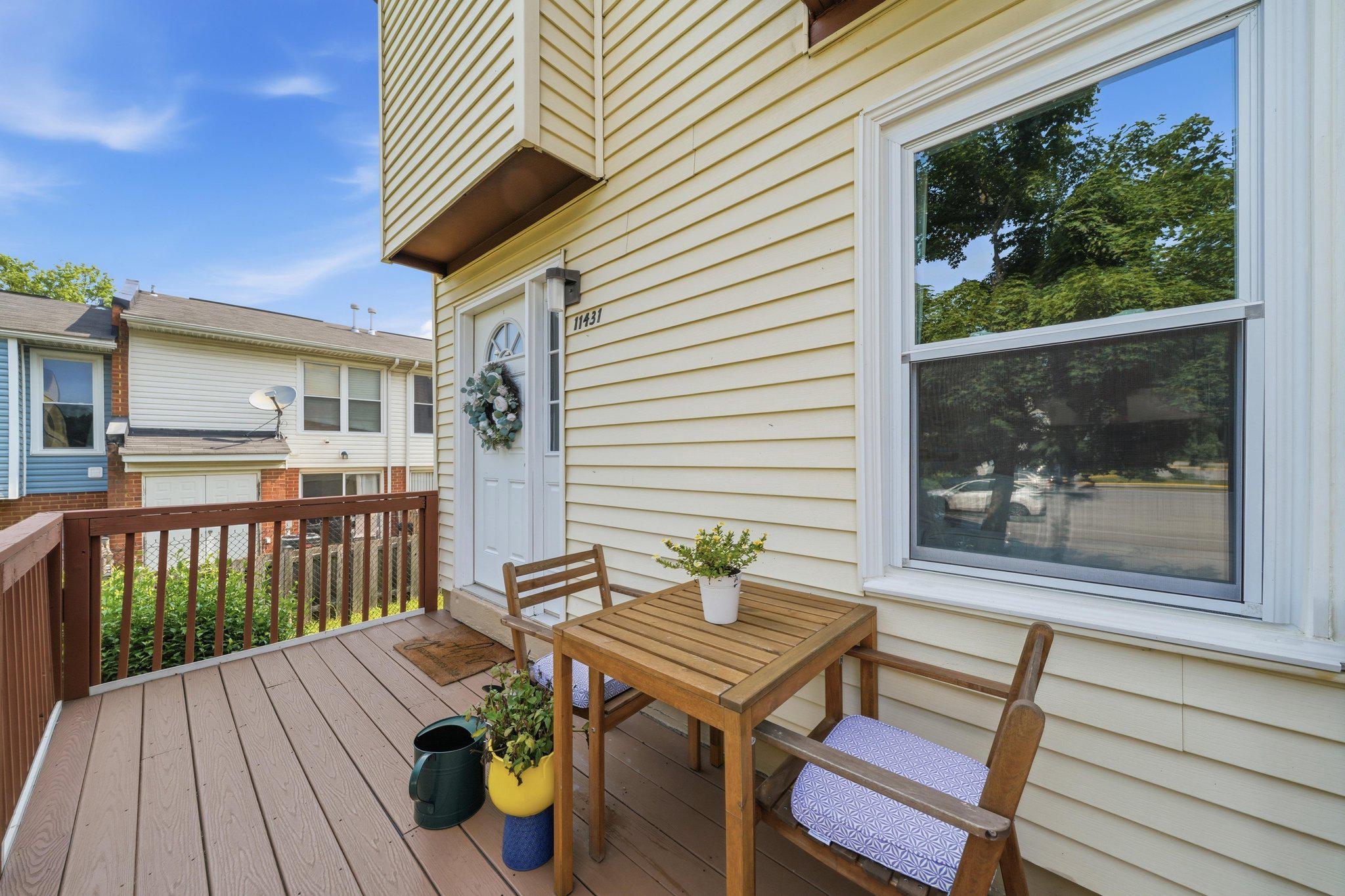 APPLEWALK CONDO - Residential