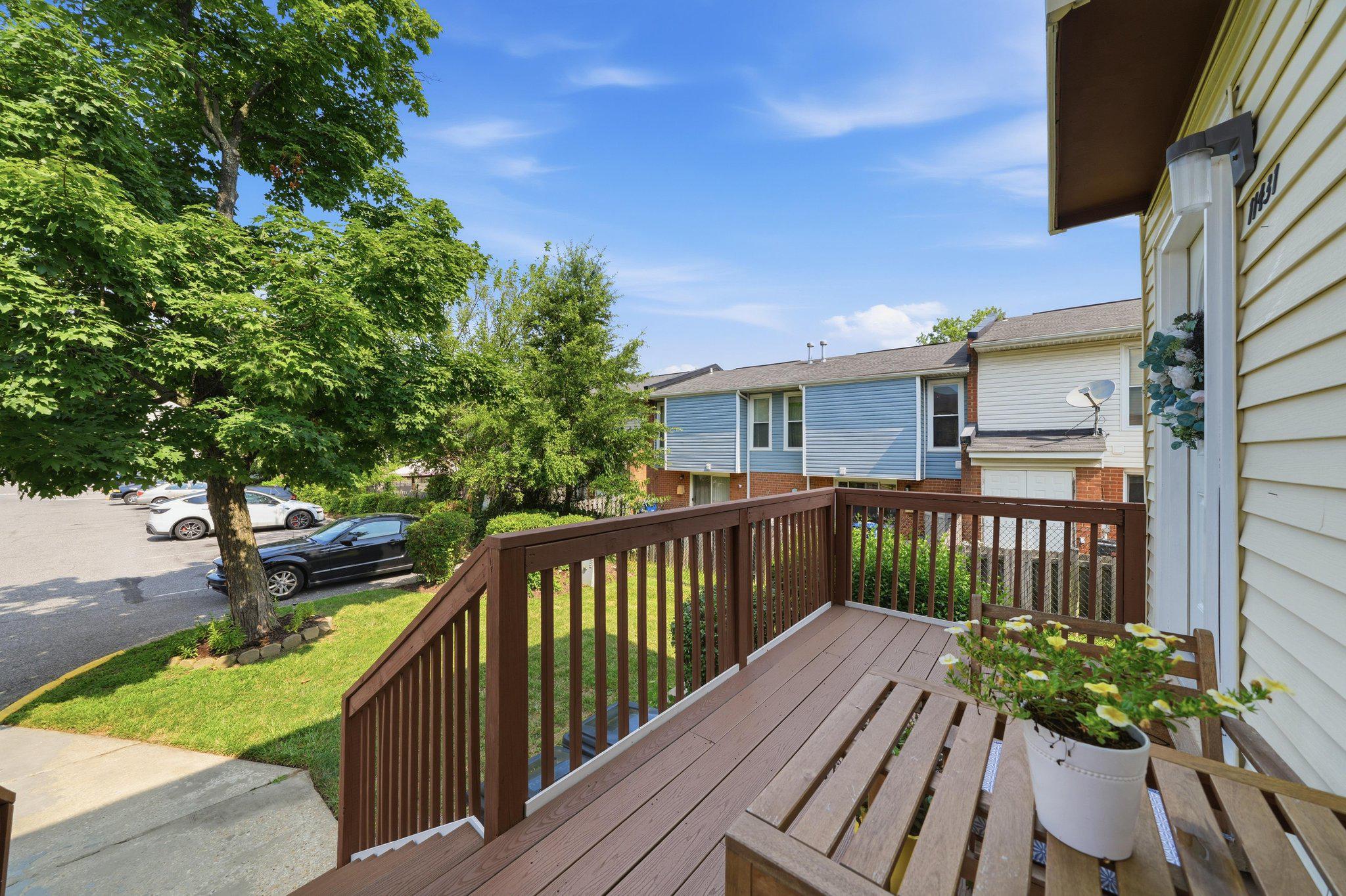 APPLEWALK CONDO - Residential