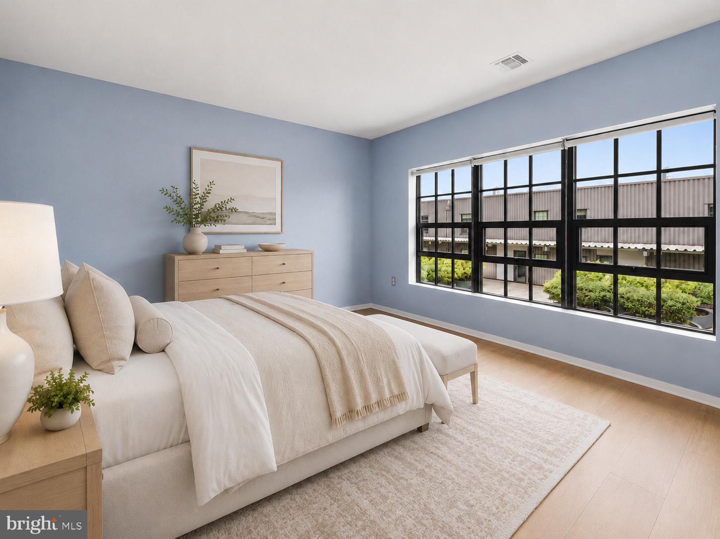 LOCUST POINT - Residential