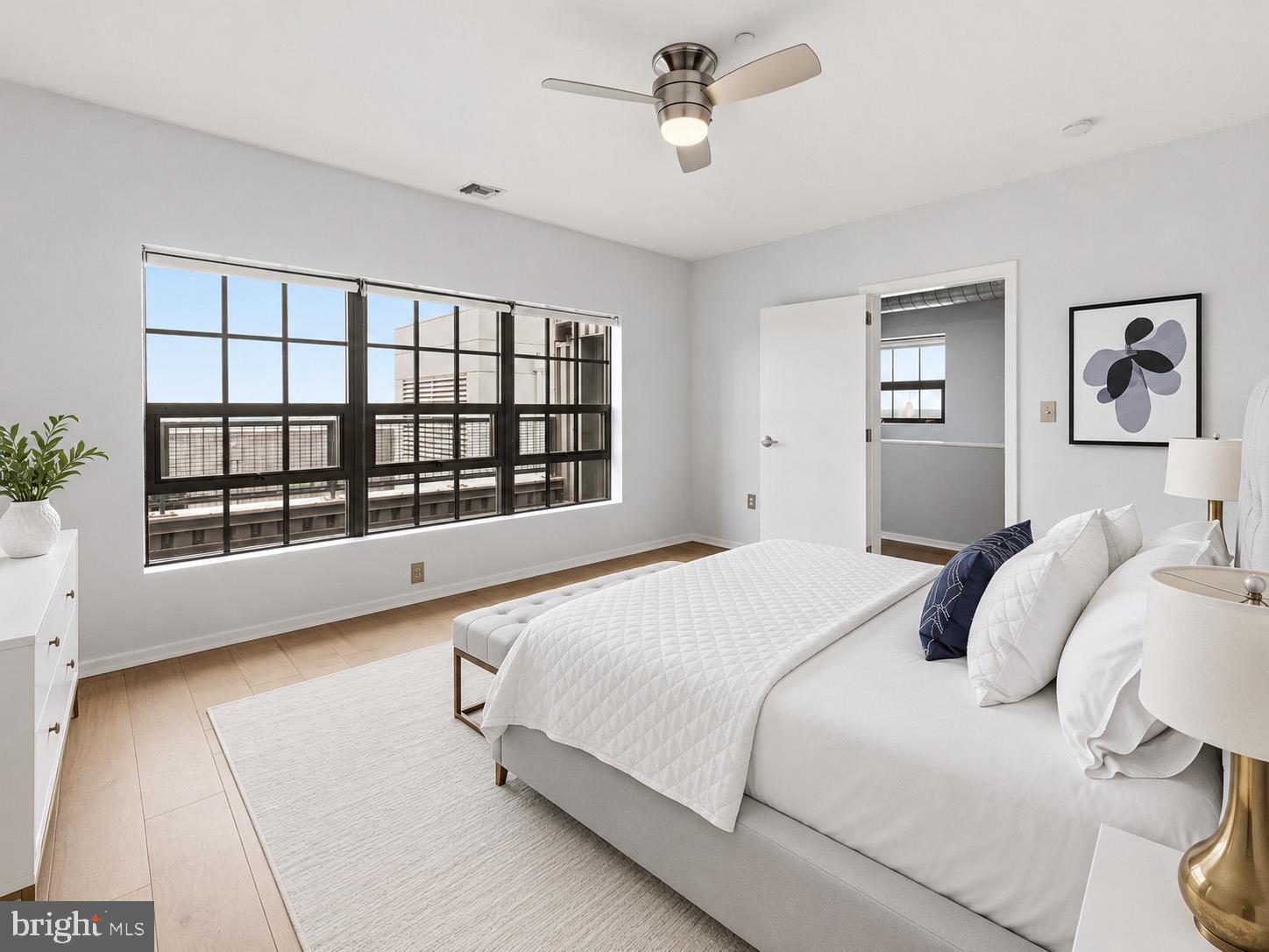 LOCUST POINT - Residential