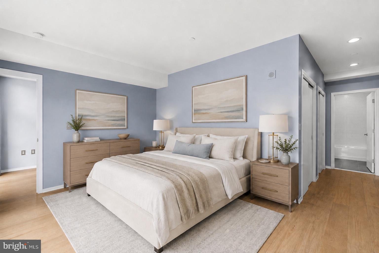 LOCUST POINT - Residential