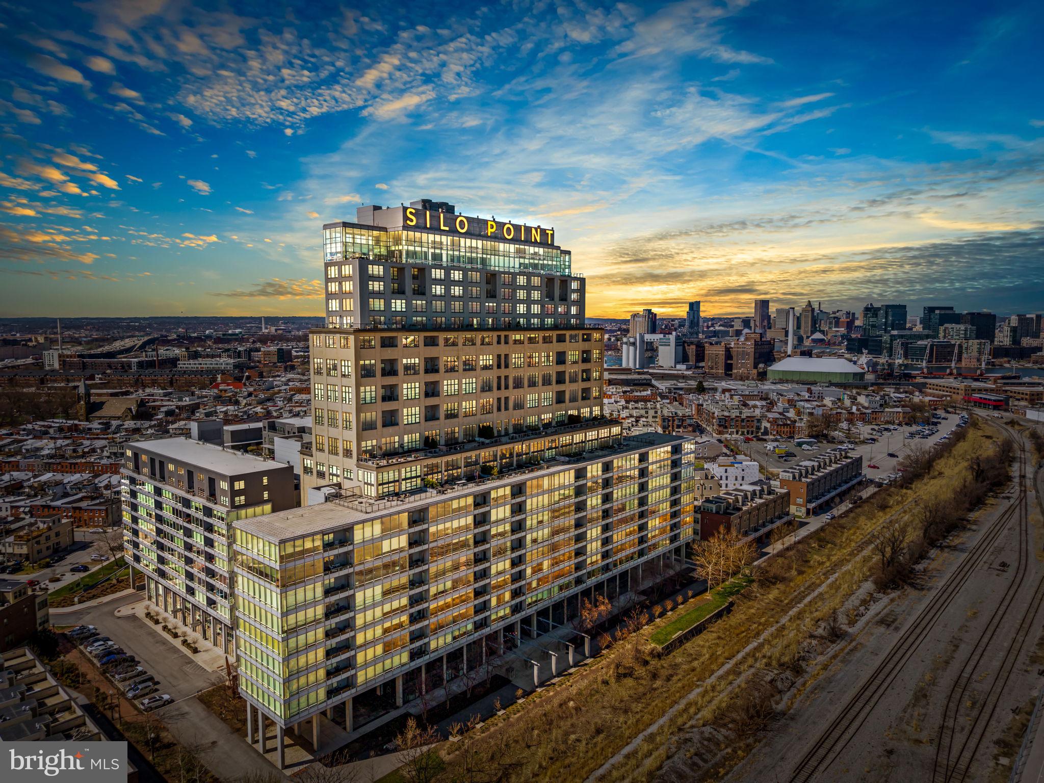 LOCUST POINT - Residential
