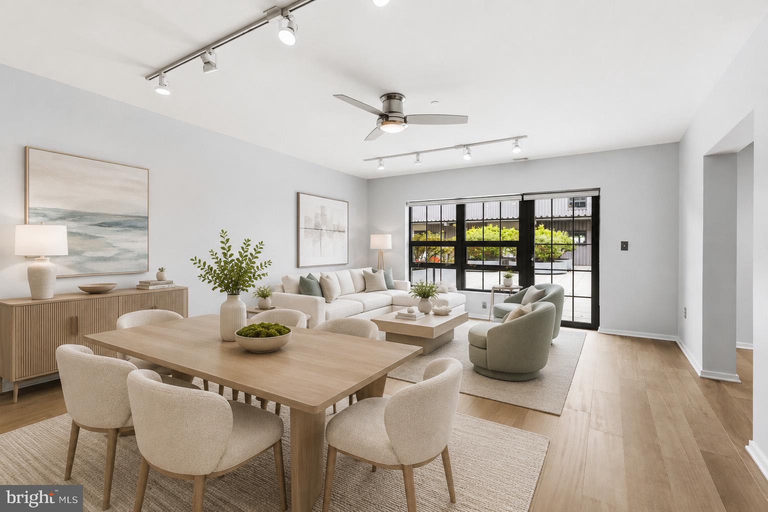 LOCUST POINT - Residential