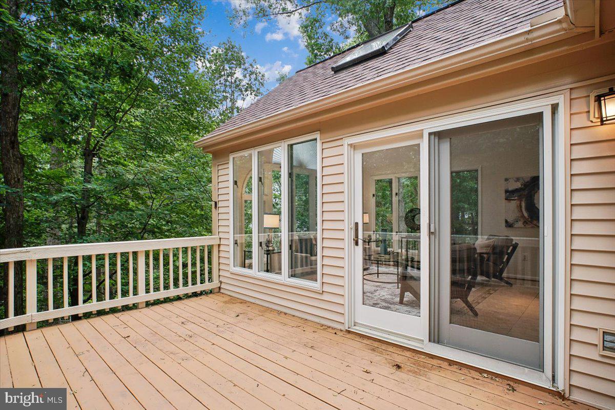 RESTON - Residential