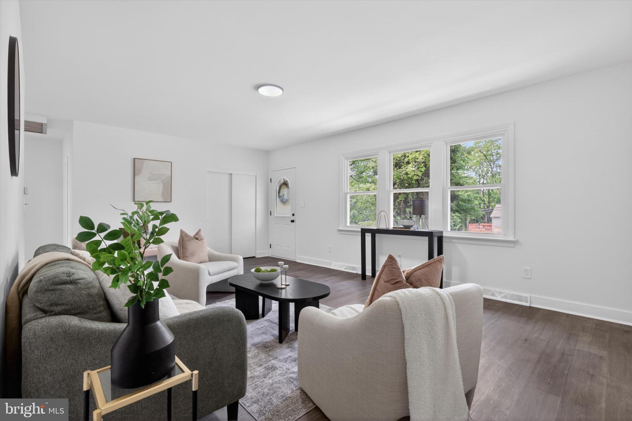CHAMBERS HILL - Residential