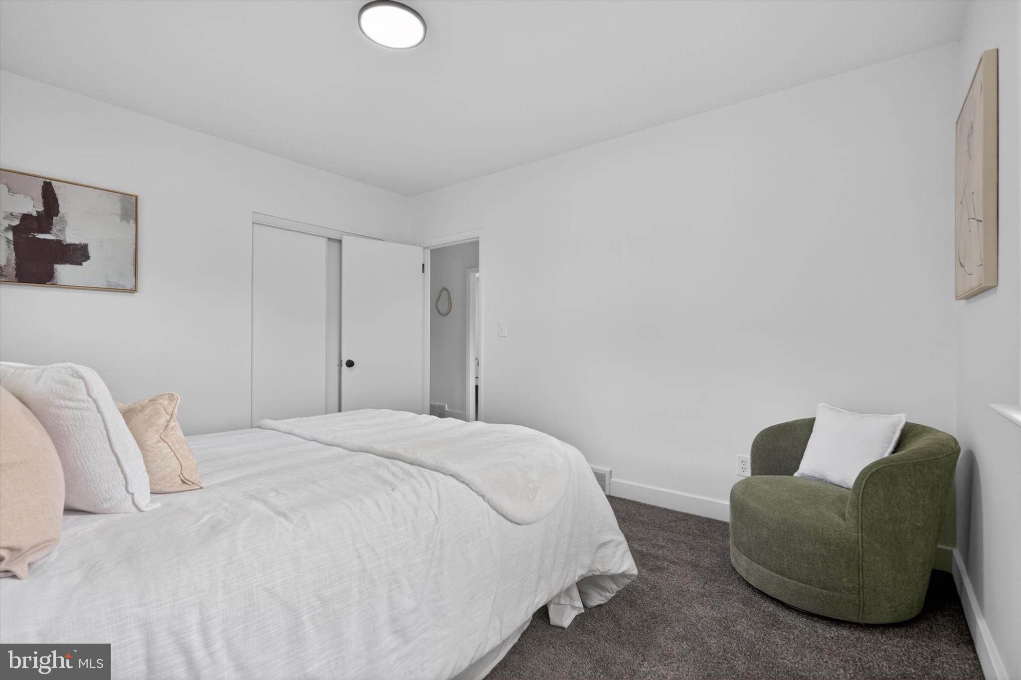 CHAMBERS HILL - Residential
