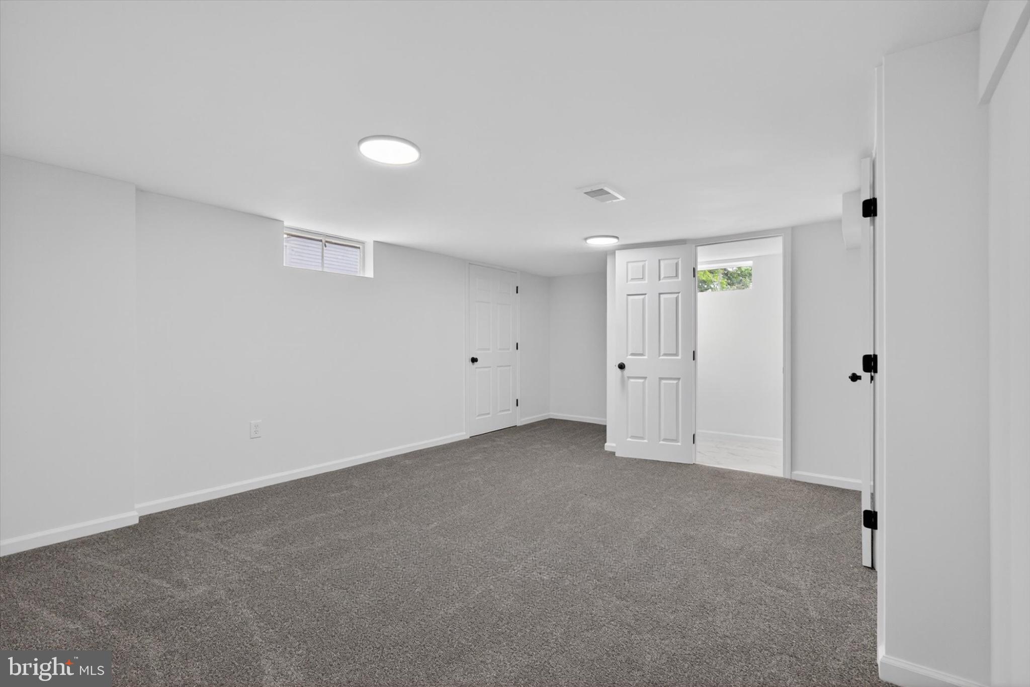 CHAMBERS HILL - Residential