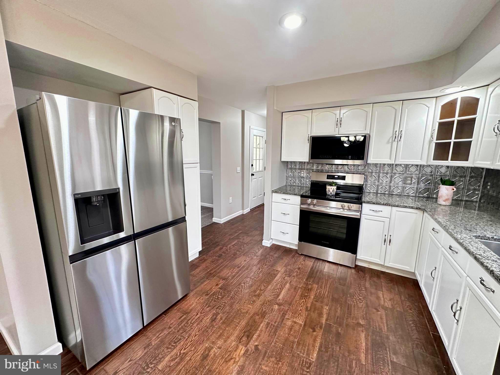 WOODHAVEN - Residential