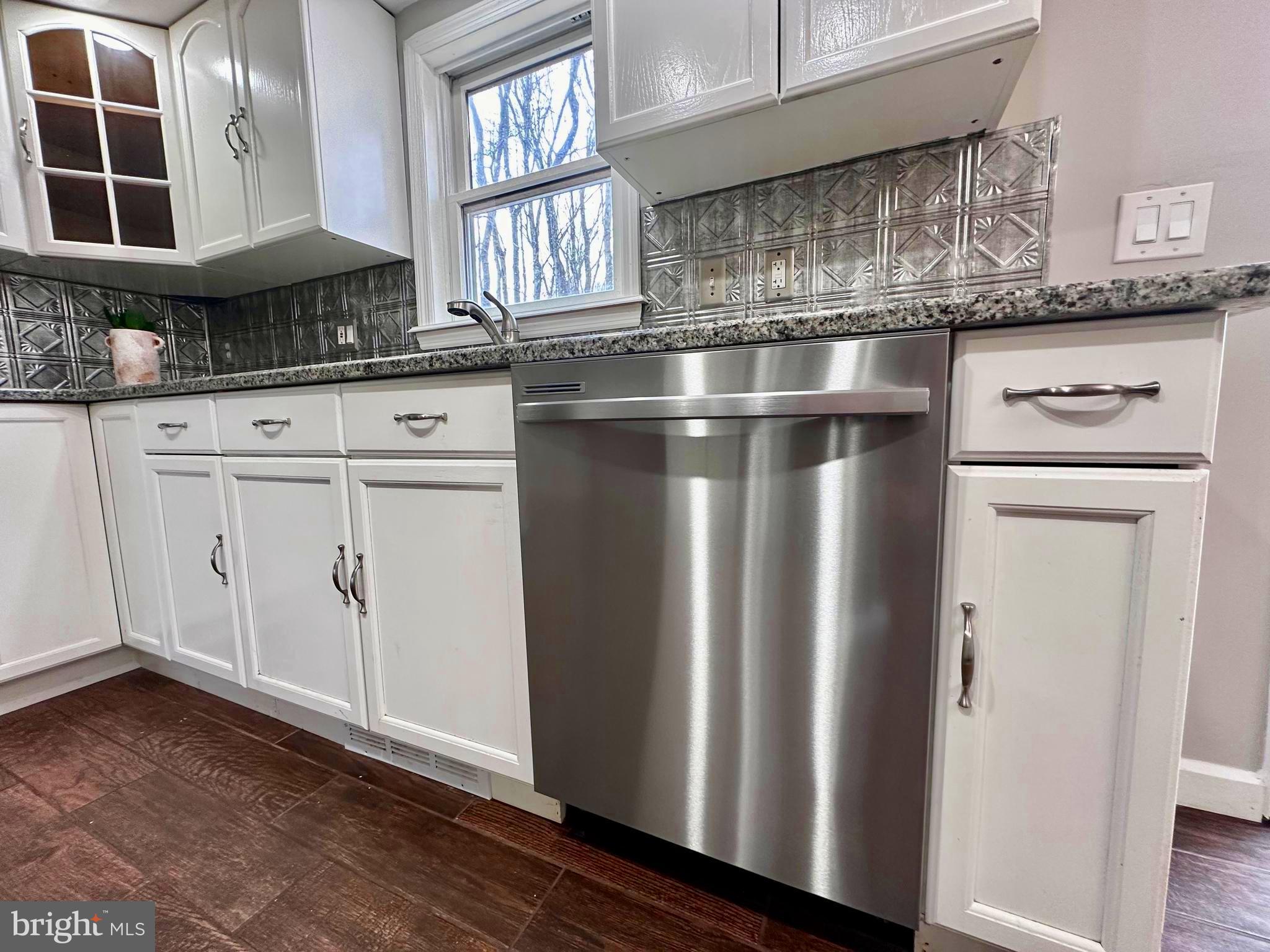 WOODHAVEN - Residential