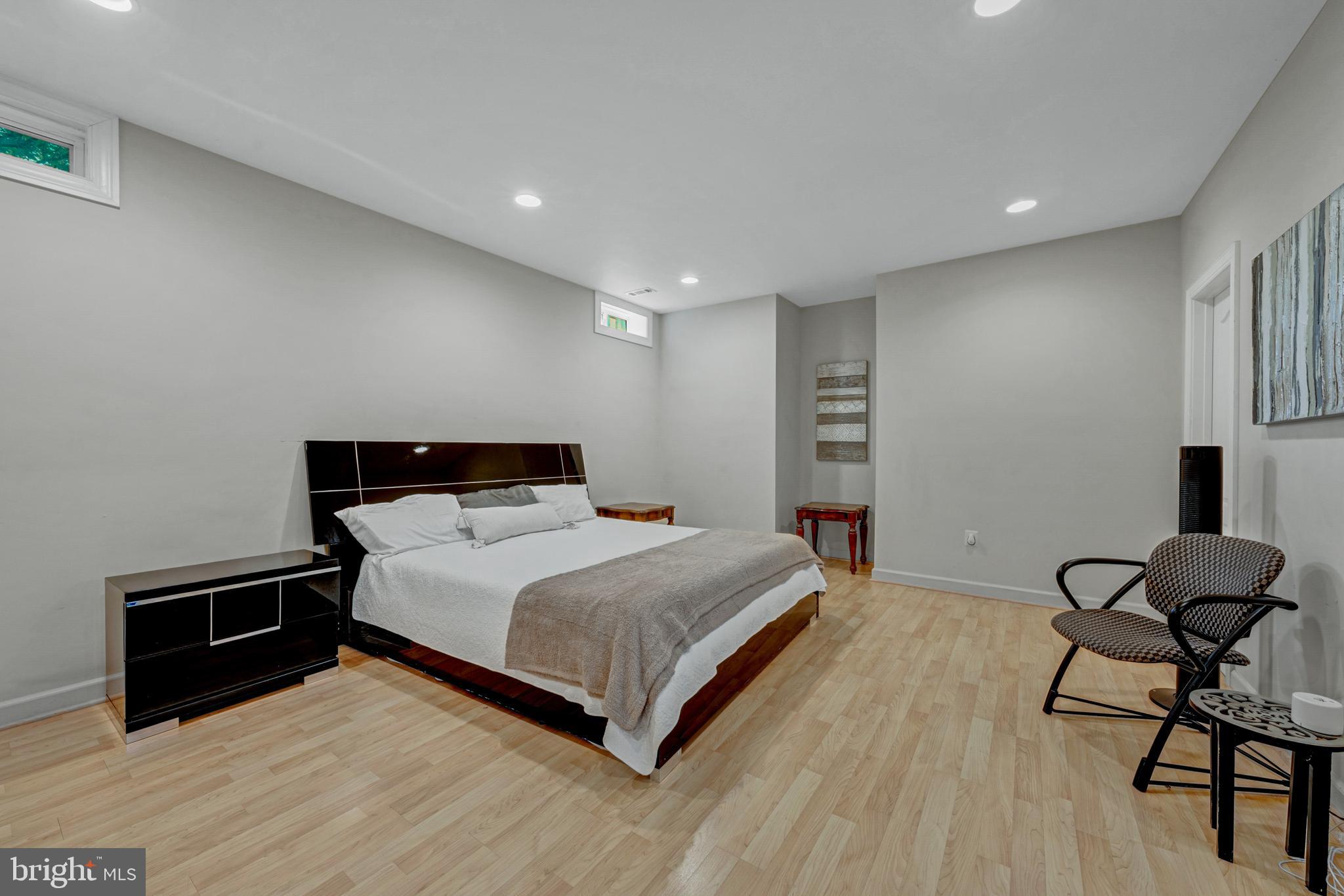 BRAMBLETON - Residential