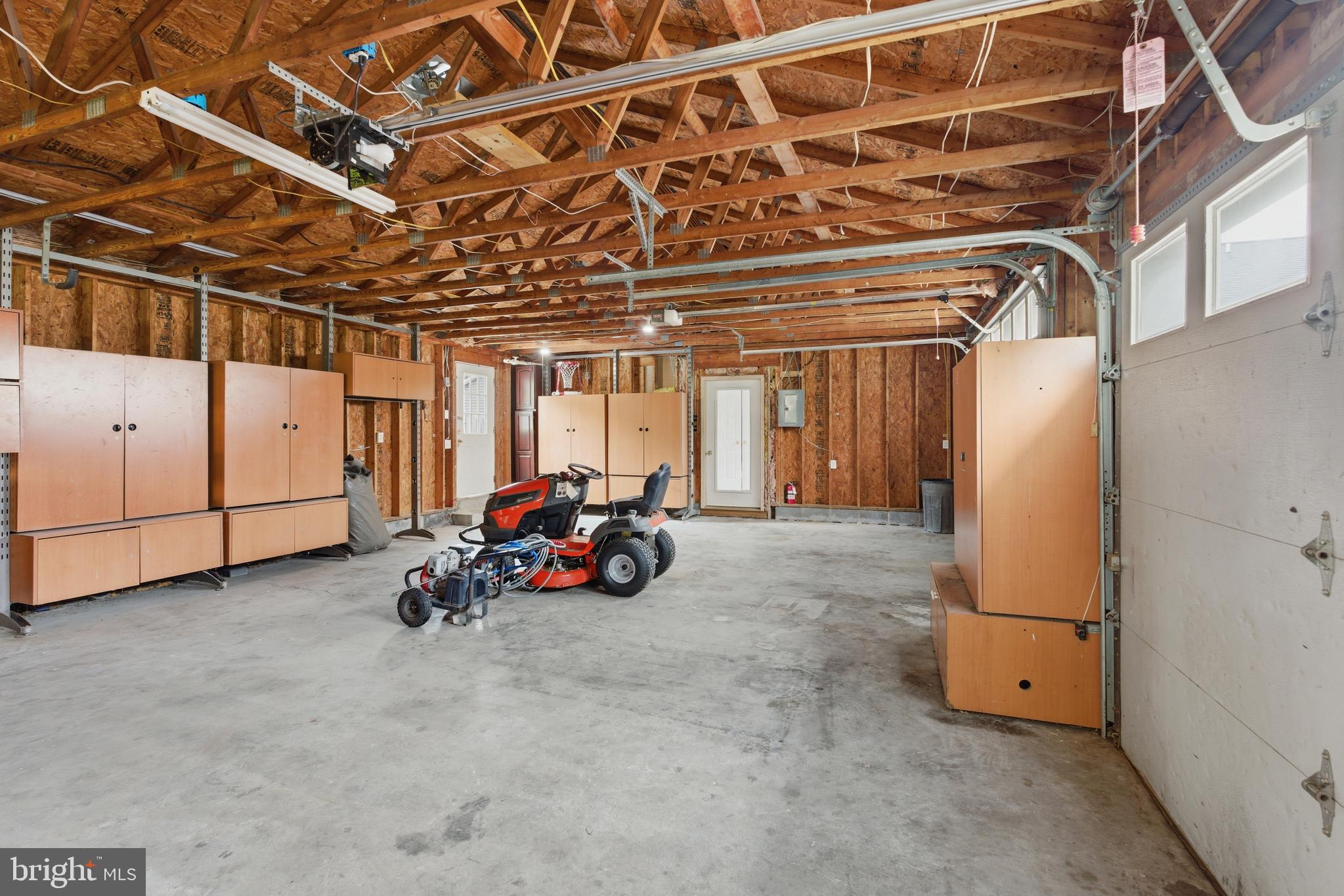 SYLVAN RUN ESTATES - Residential