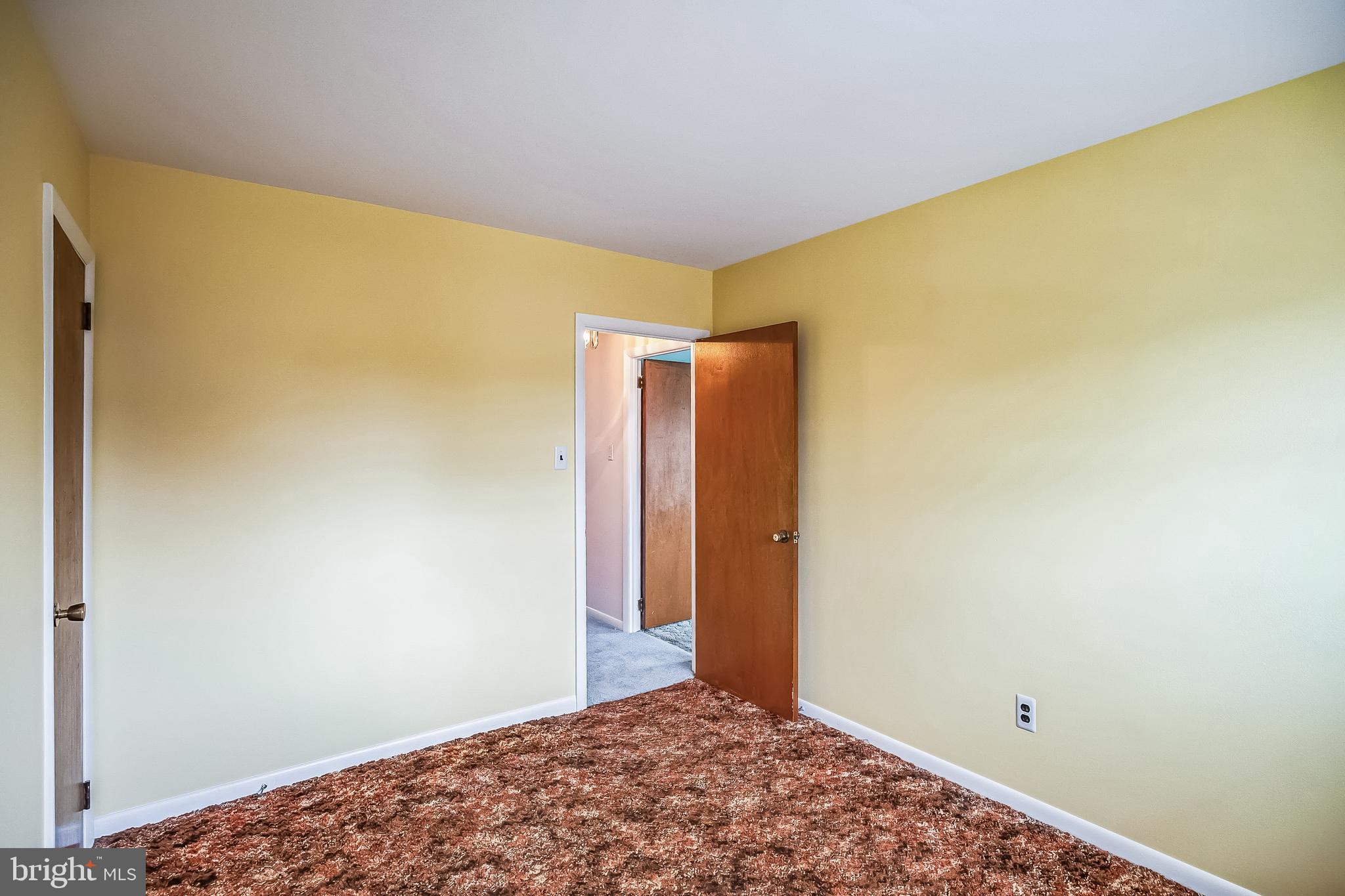 ROXBOROUGH - Residential