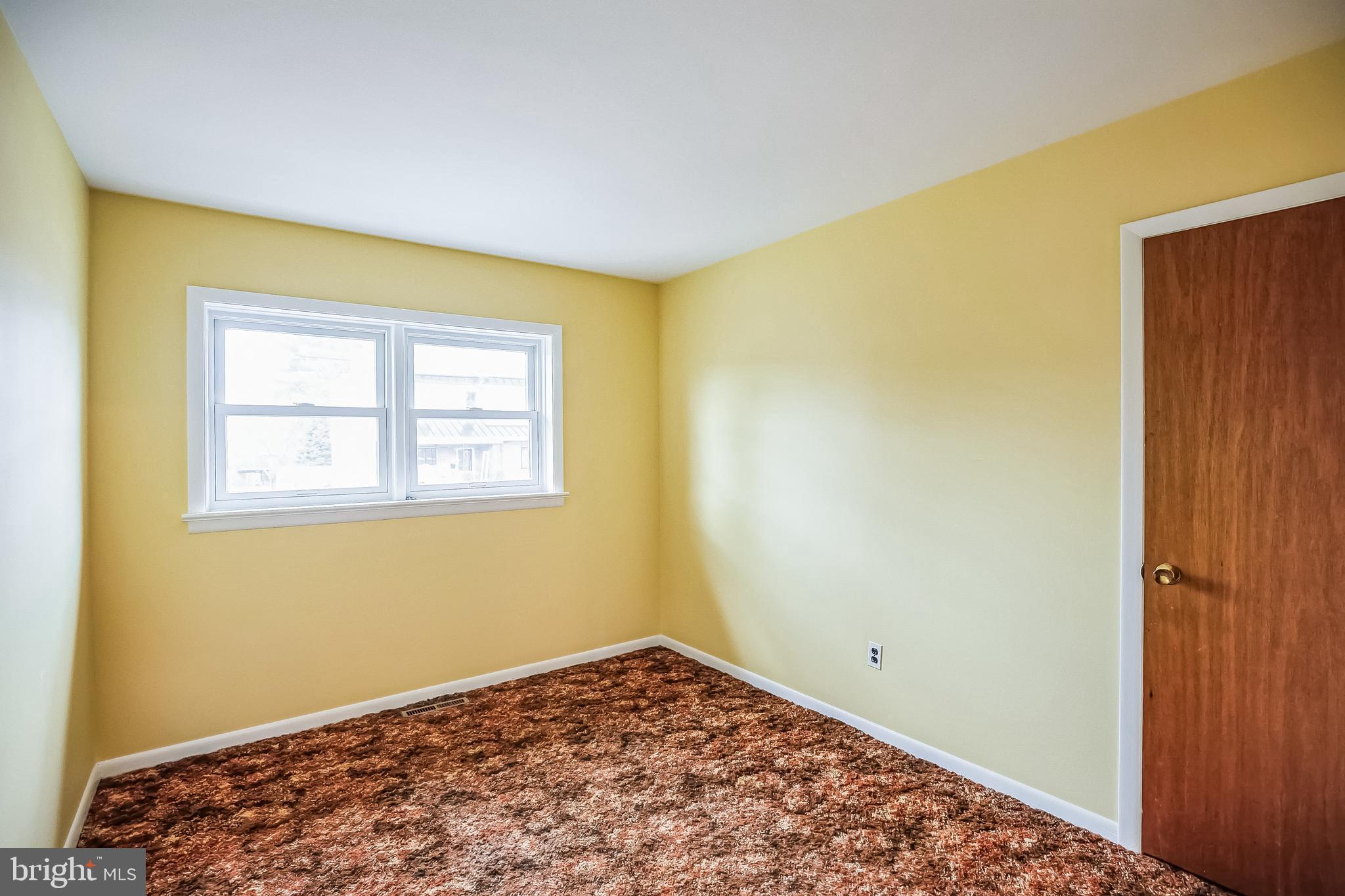 ROXBOROUGH - Residential
