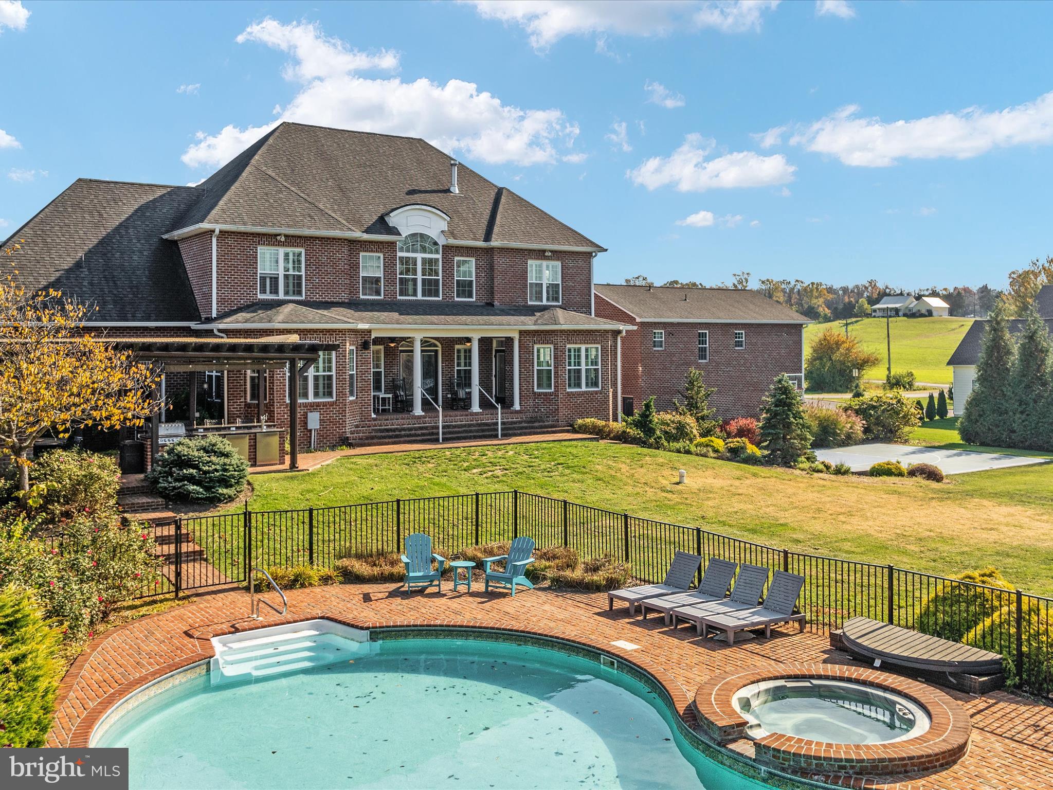 BOWLING VIEW - Residential