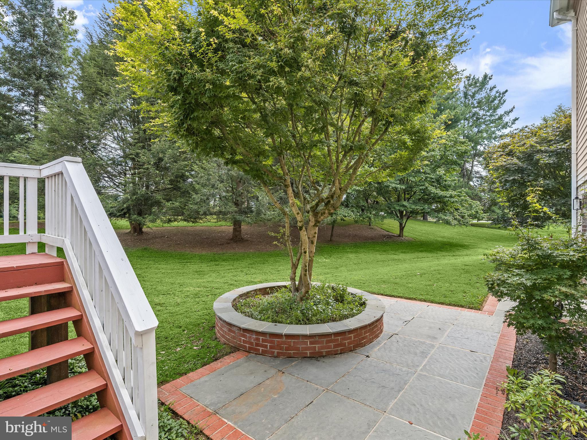GREENHILLS FARM - Residential