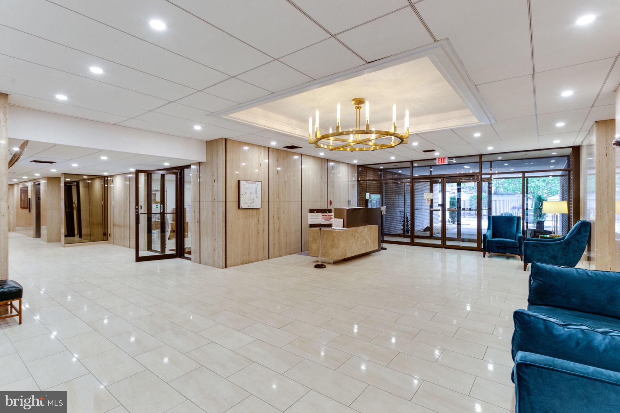 ALEXANDRIA KNOLLS - Residential