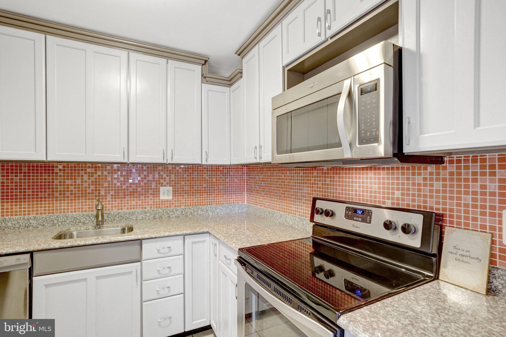 ALEXANDRIA KNOLLS - Residential