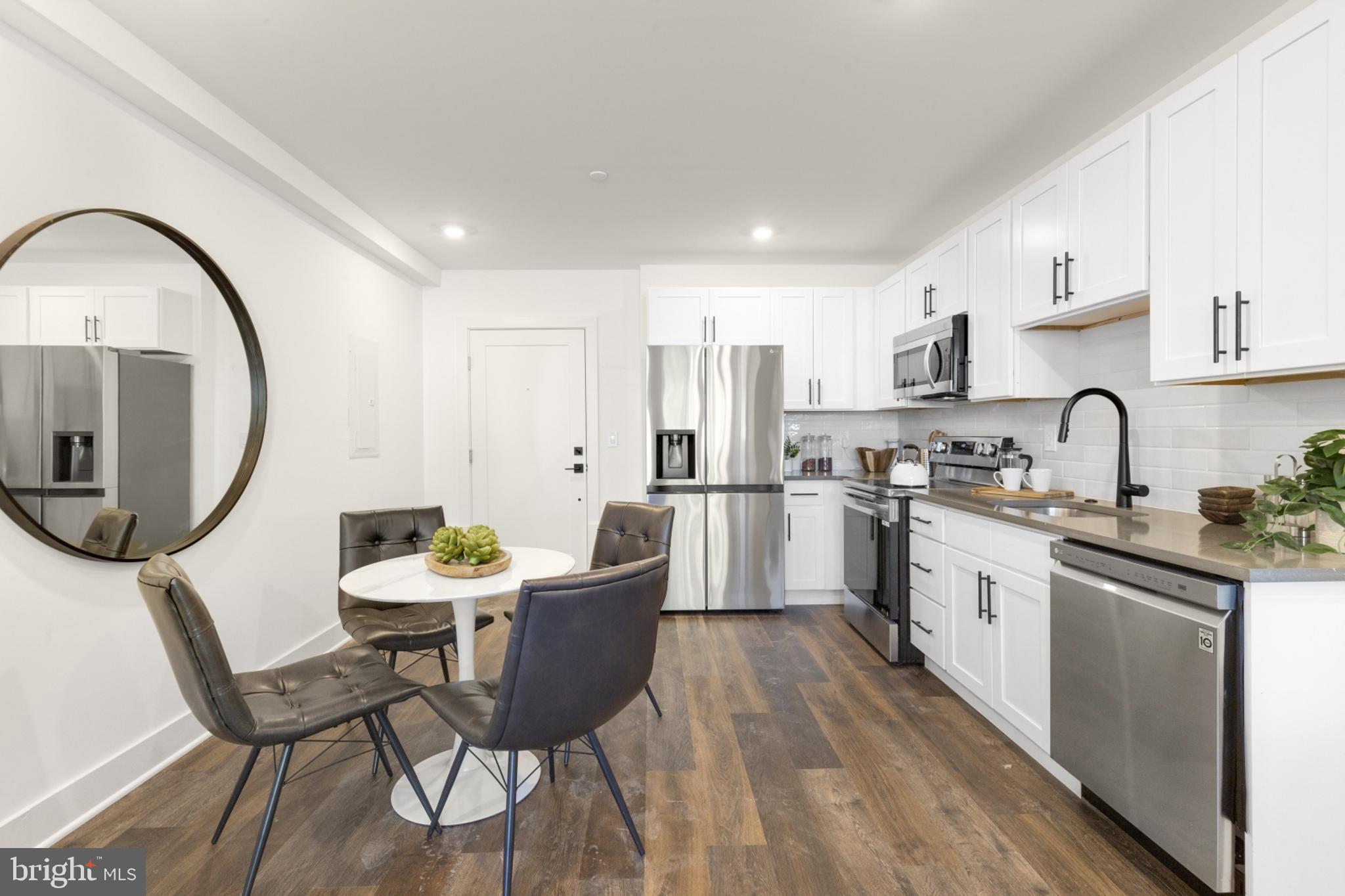 ROXBOROUGH - Residential Lease