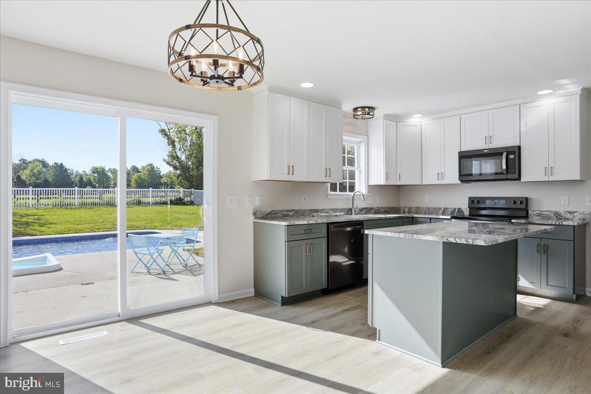 BEACON LIGHT ESTATES - Residential