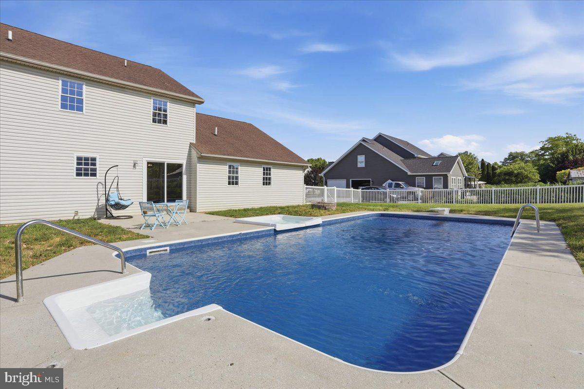 BEACON LIGHT ESTATES - Residential