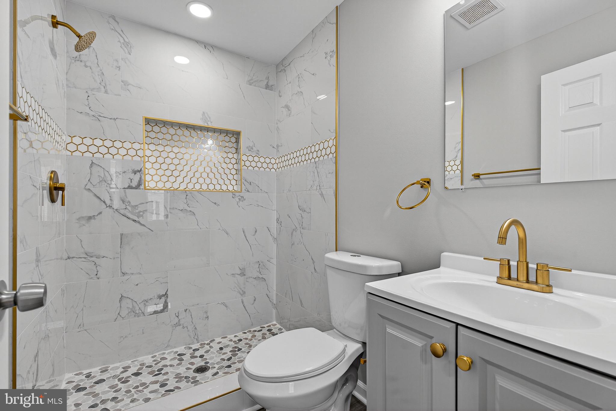 CARROLLTON RIDGE - Residential