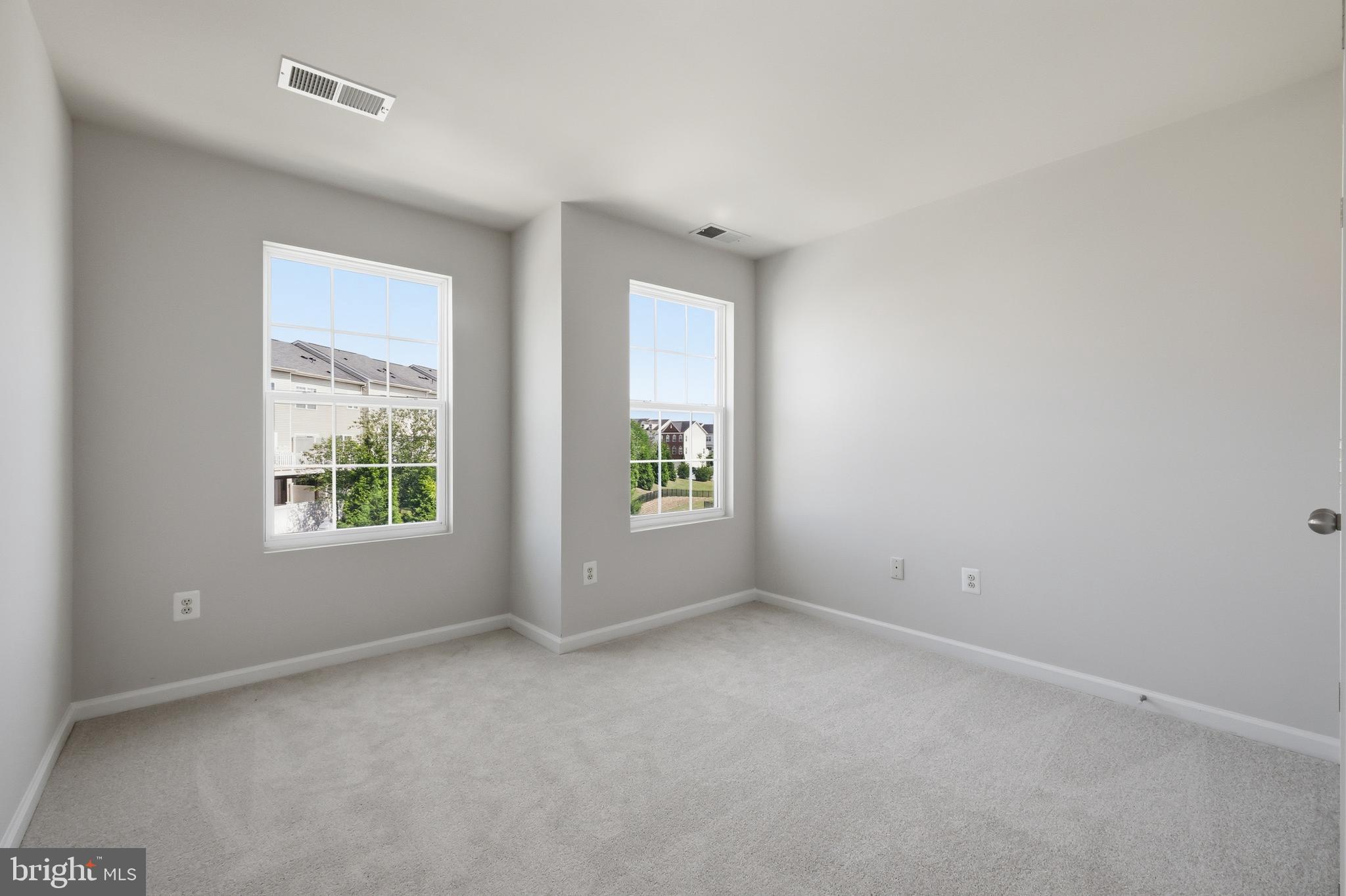 FIELDSTONE PRESERVE - Residential