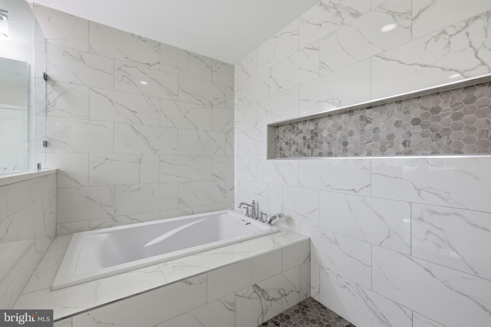 FIELDSTONE PRESERVE - Residential