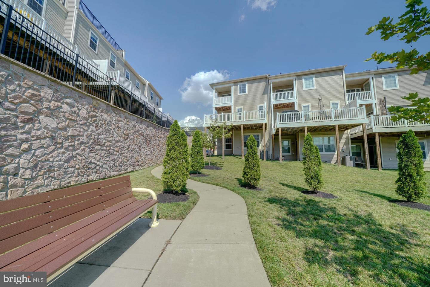 FIELDSTONE PRESERVE - Residential