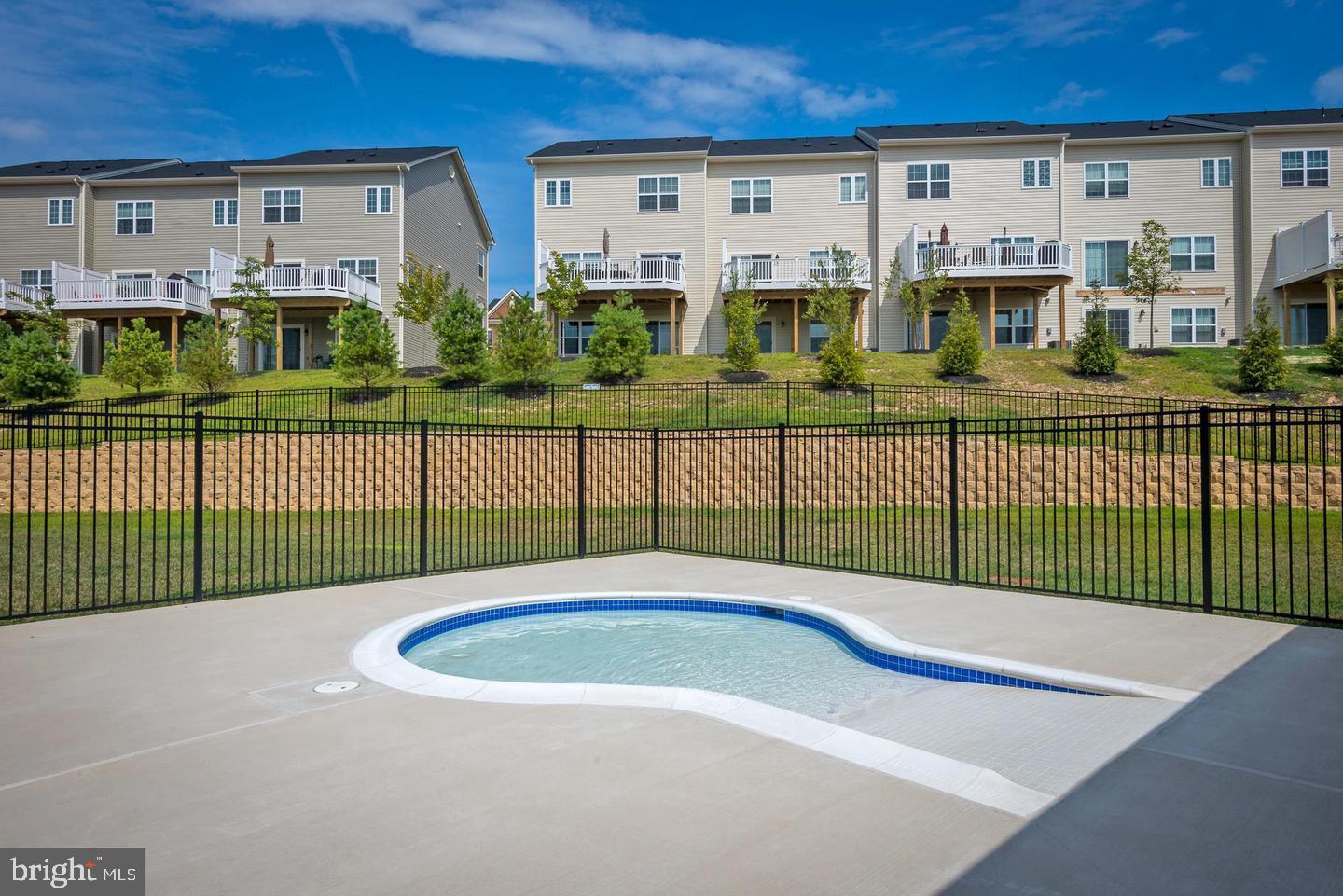 FIELDSTONE PRESERVE - Residential