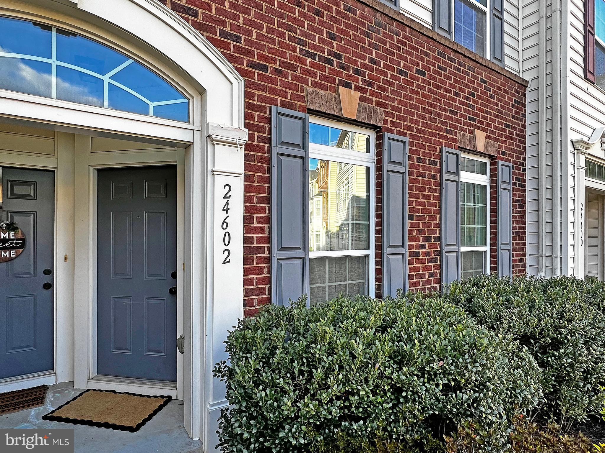 ARCOLA TOWN CENTER CONDO - Residential
