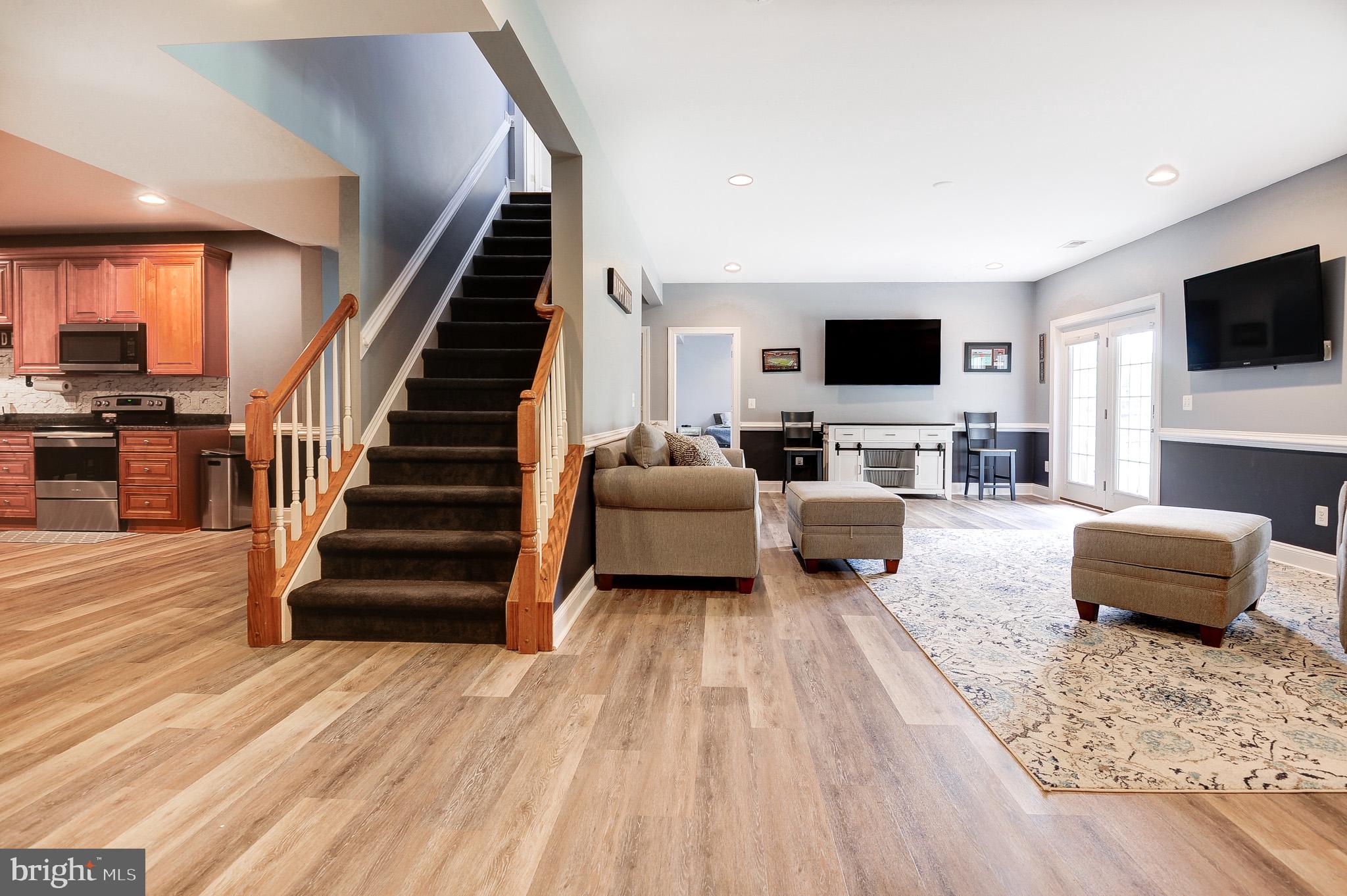 EAGLE CREEK - Residential
