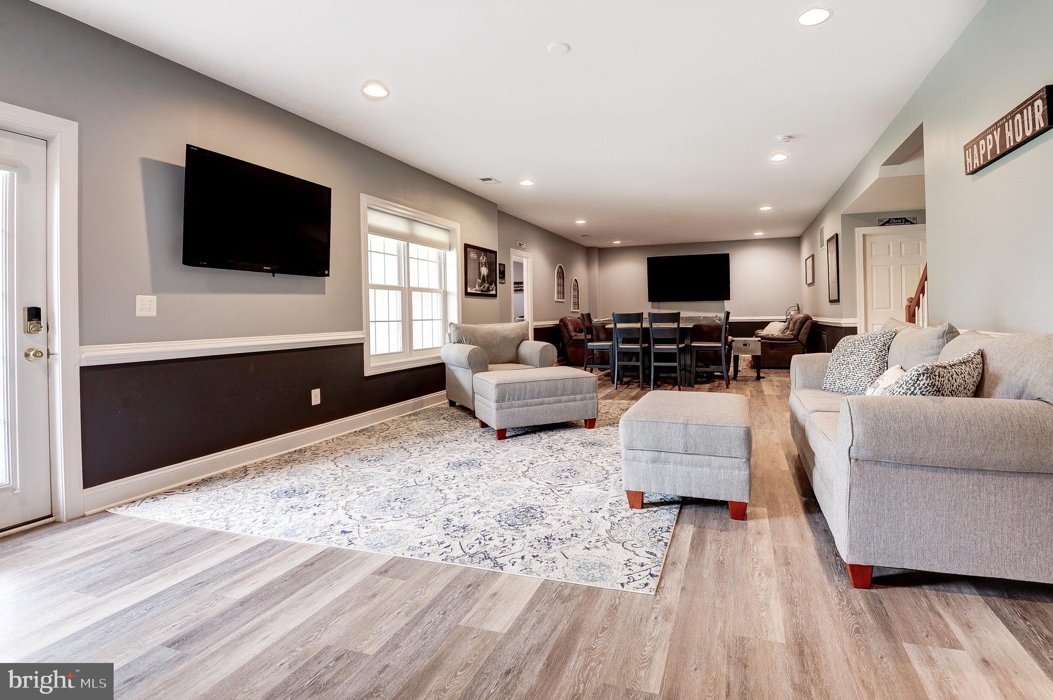 EAGLE CREEK - Residential