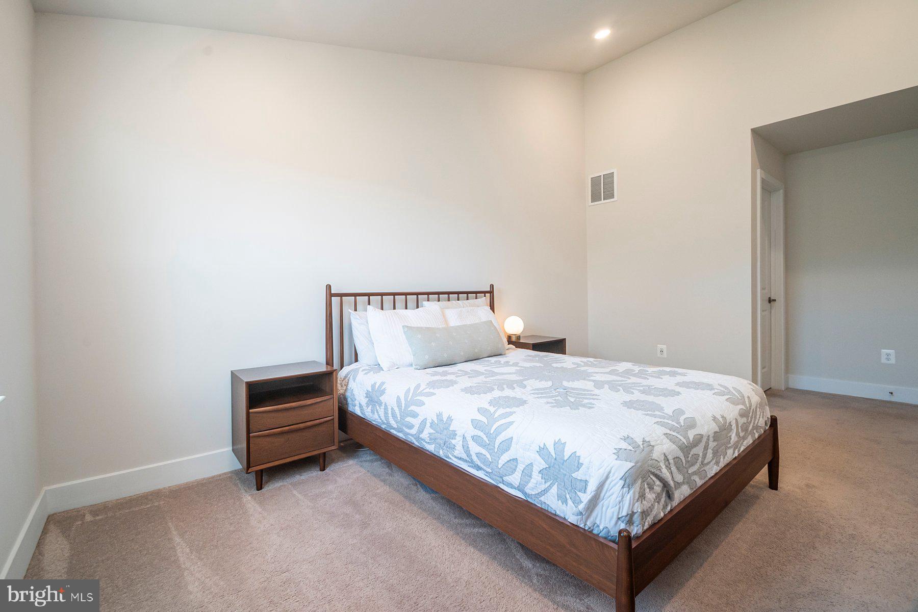 TANYARD SPRINGS - Residential