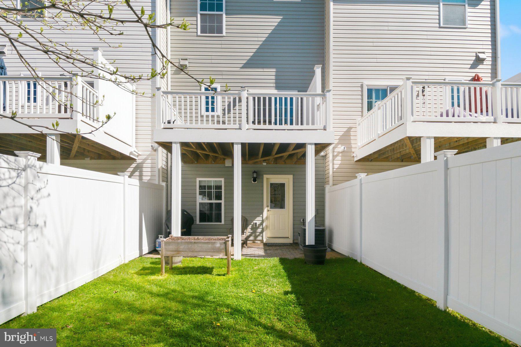 TANYARD SPRINGS - Residential
